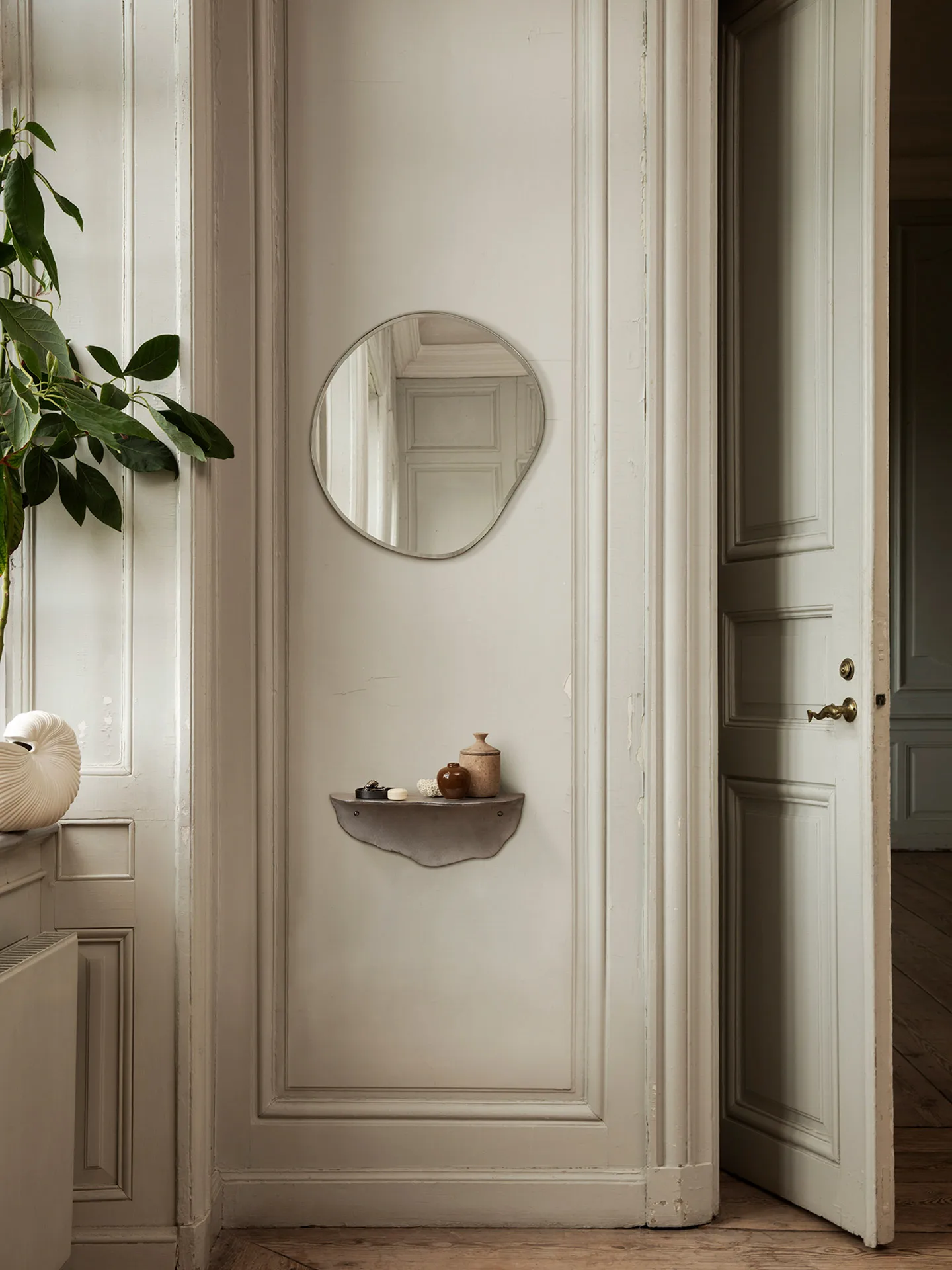 Pond mirror, Small dark chrome Ferm Living