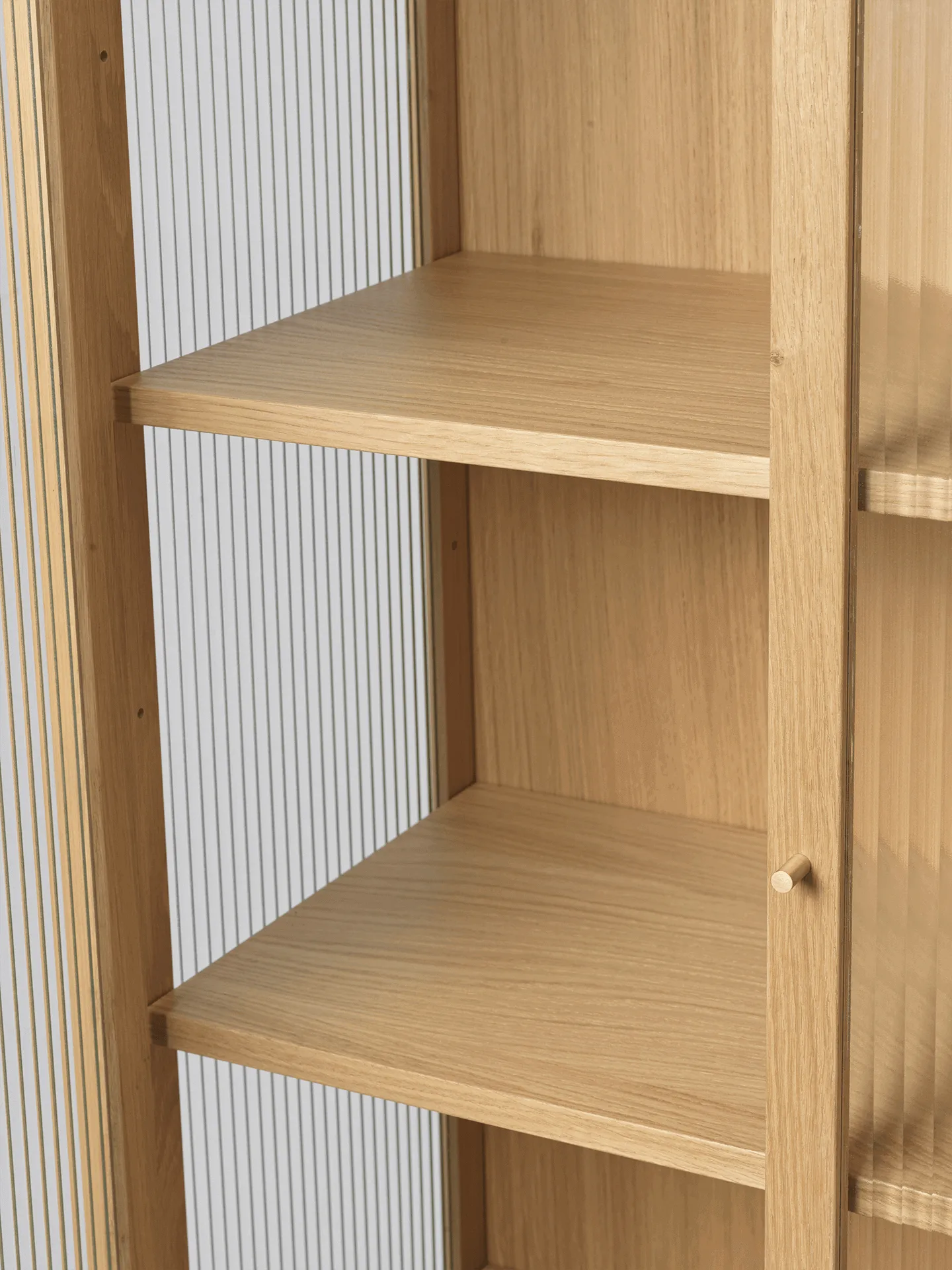 Reed display cabinet 70x155 cm, Natural oak Ferm Living