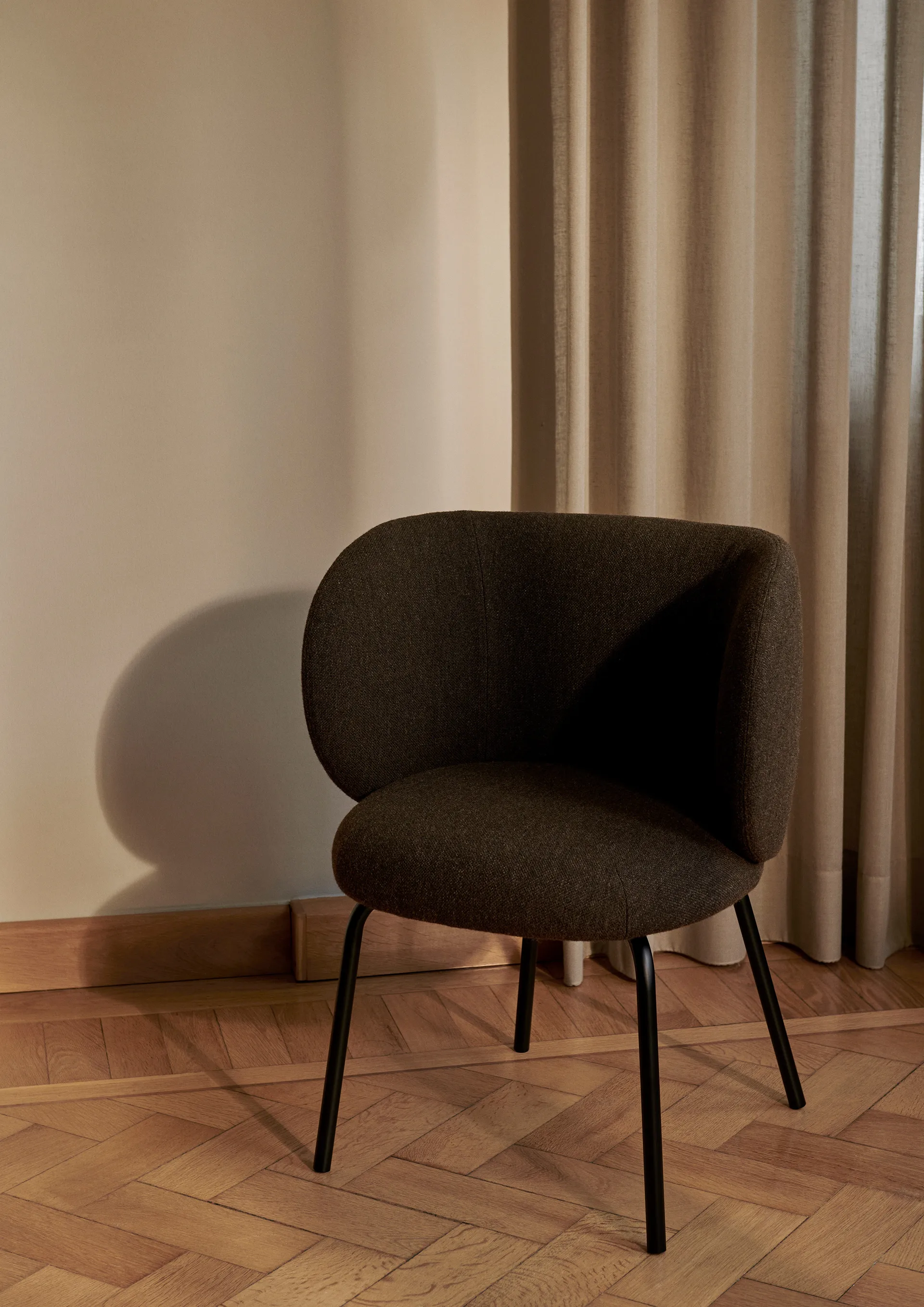 Rico hallingdal dining chair, Dark grey brown-black Ferm Living