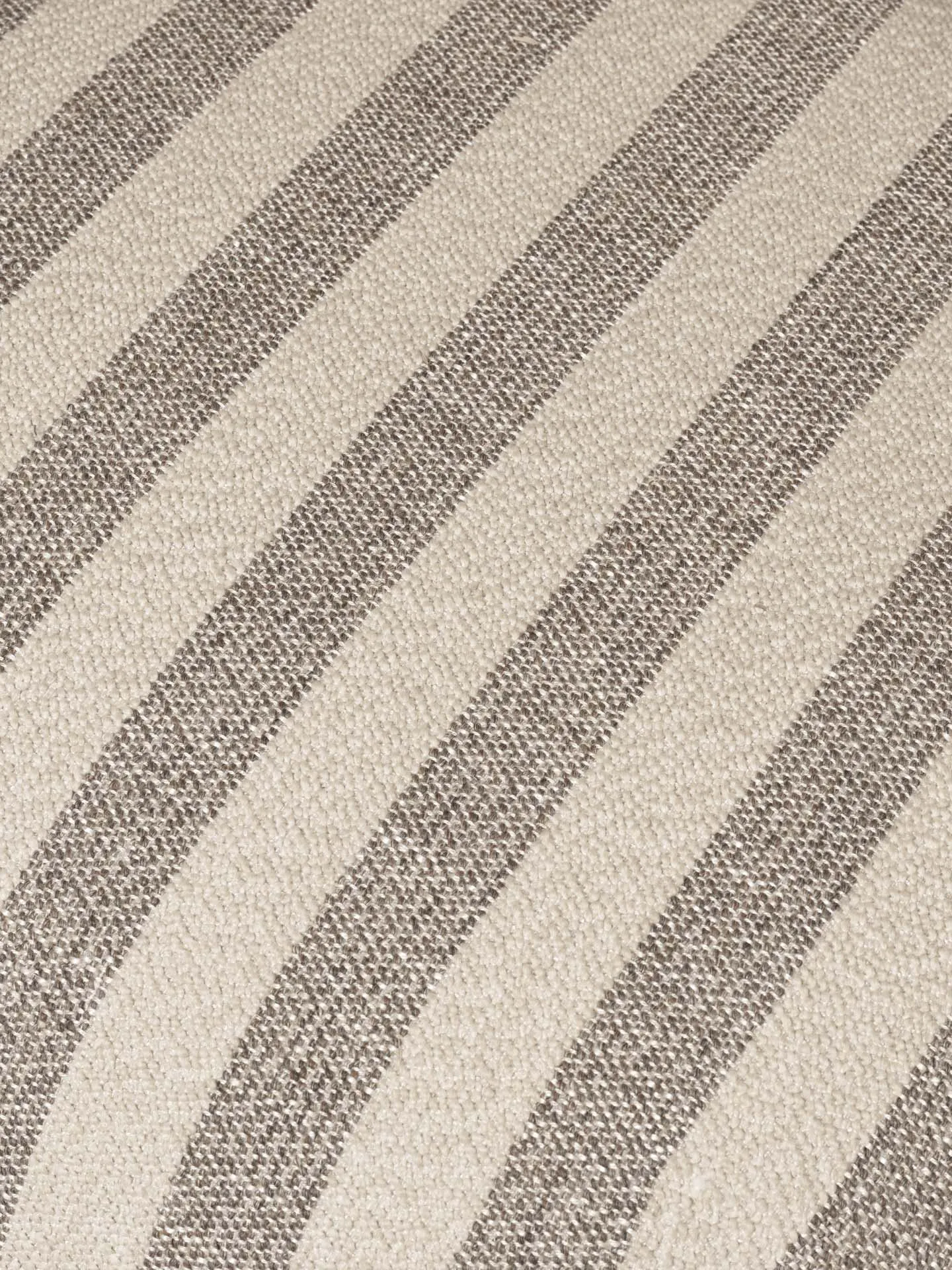 Rico lounge chair piccolo, Louisiana, Sand-off-white Ferm Living