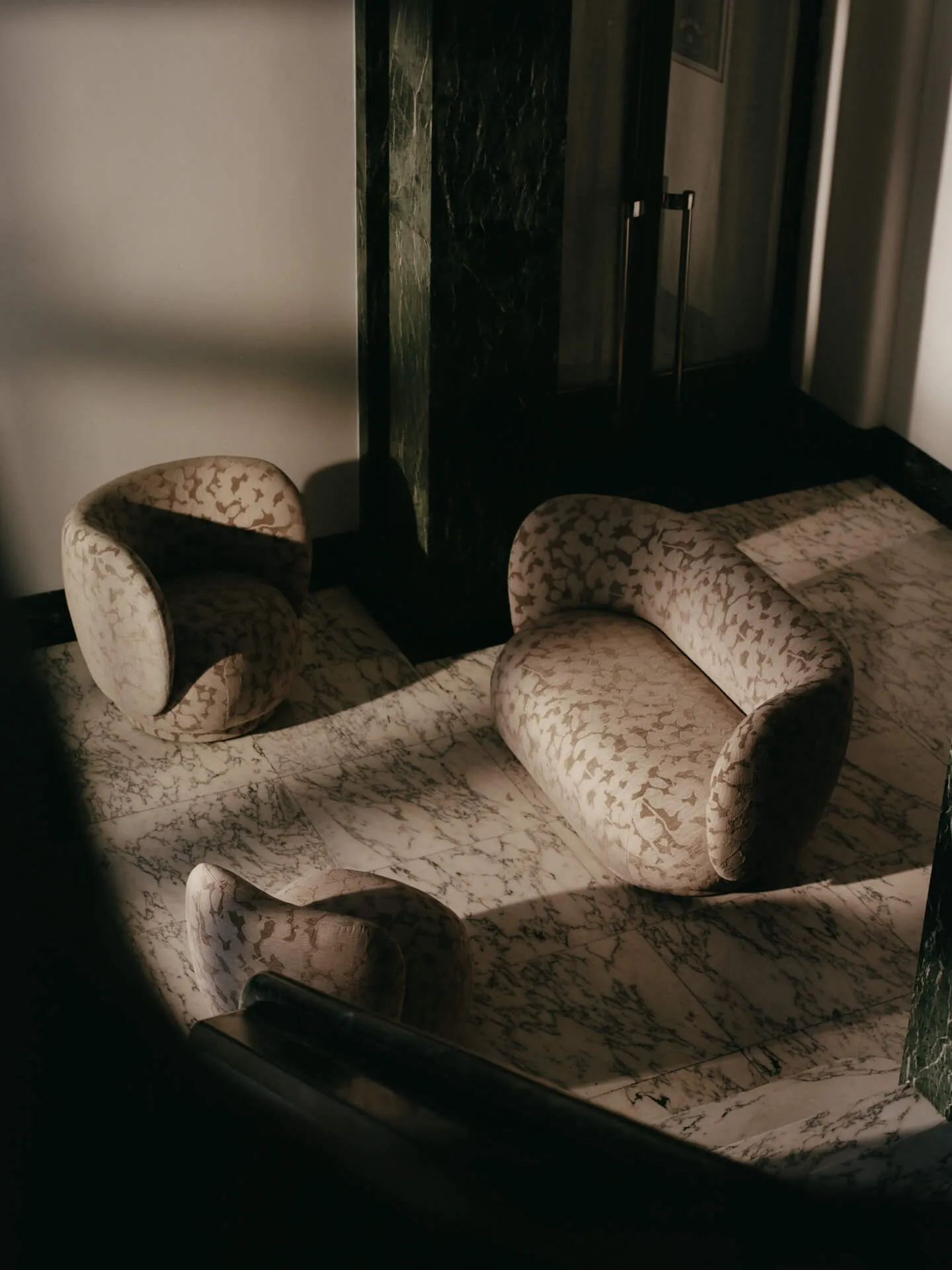 Rico lounge chair swivel, Cilla-Taupe Ferm Living