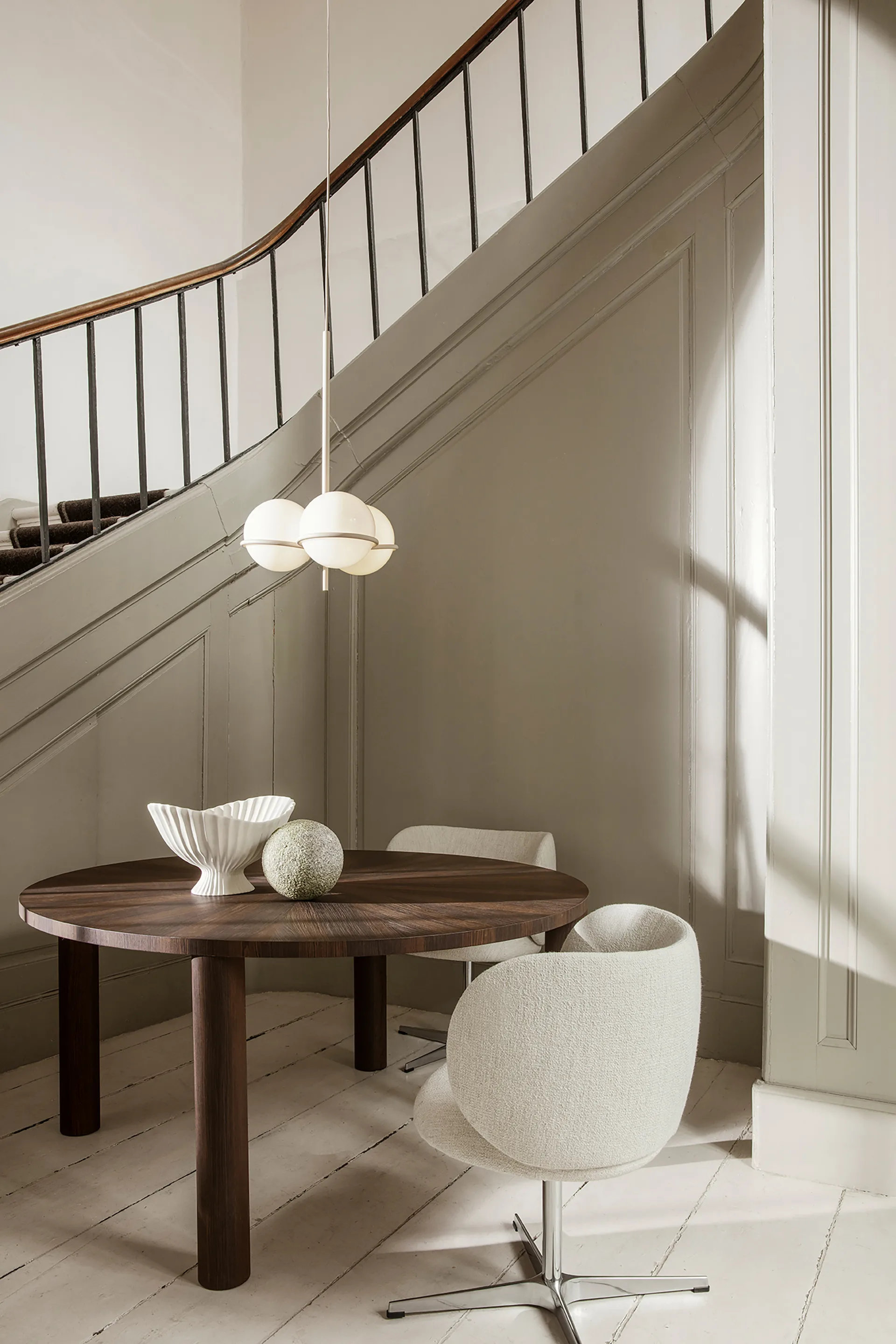 Rico swivel dining chair - bouclé, Off-white Ferm Living