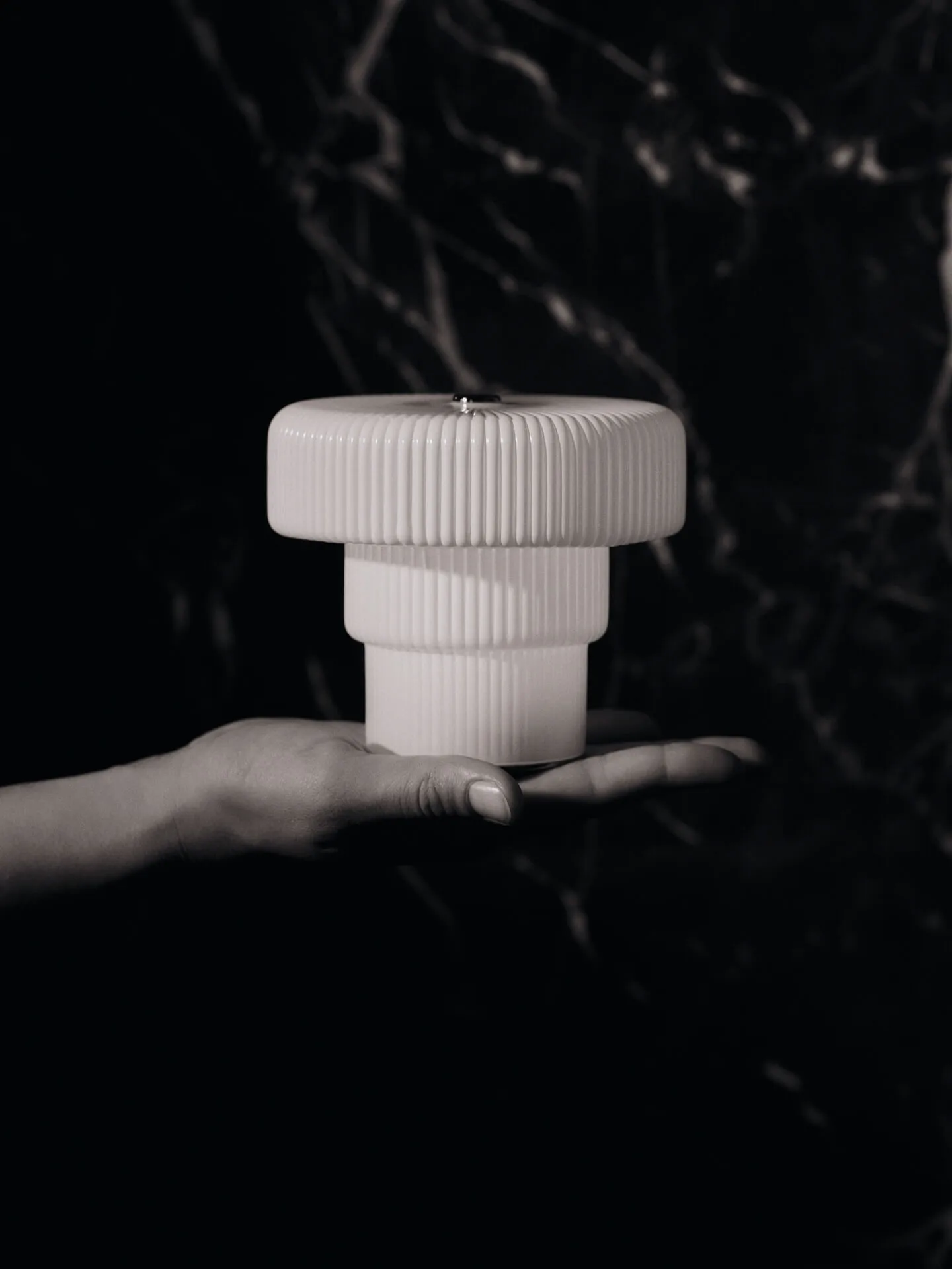 Ripple portable table lamp 10 cm, White Ferm Living