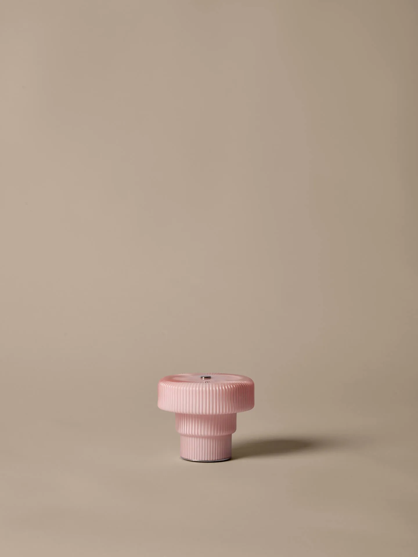 Ripple portable table lamp, Pale rose (pink), 10 cm Ferm Living