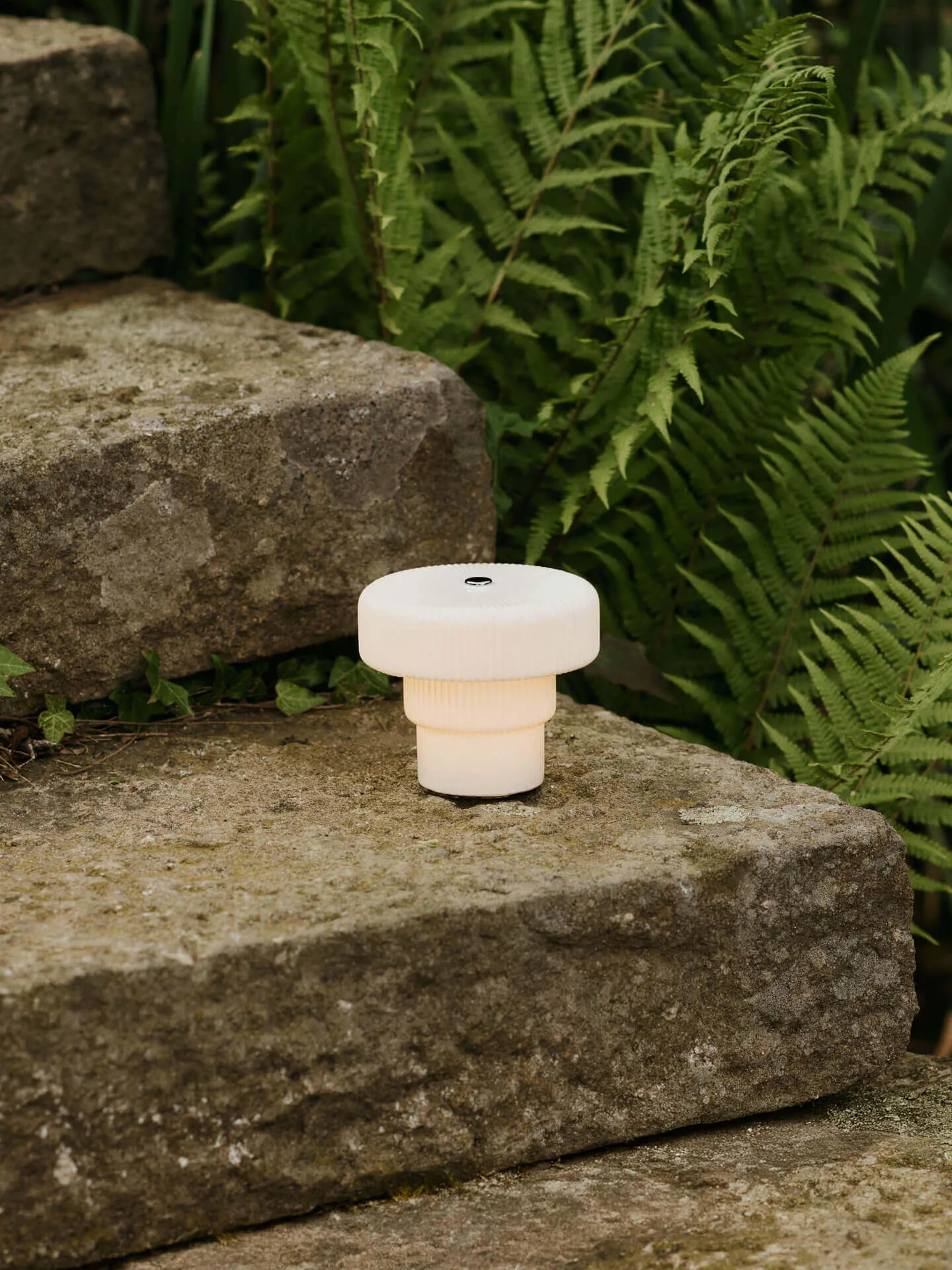 Ripple portable table lamp, White, 10 cm Ferm Living