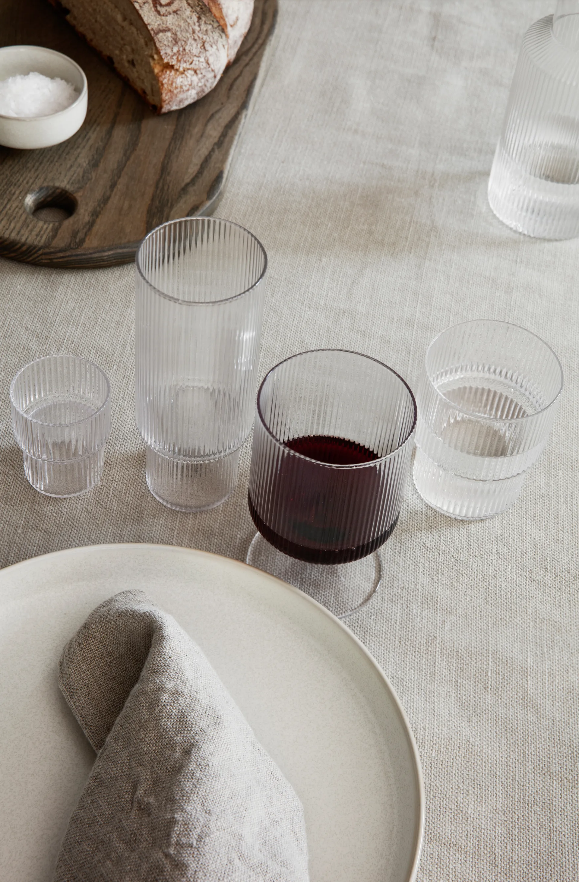 Ripple wine glass 2-pack, clear Ferm Living