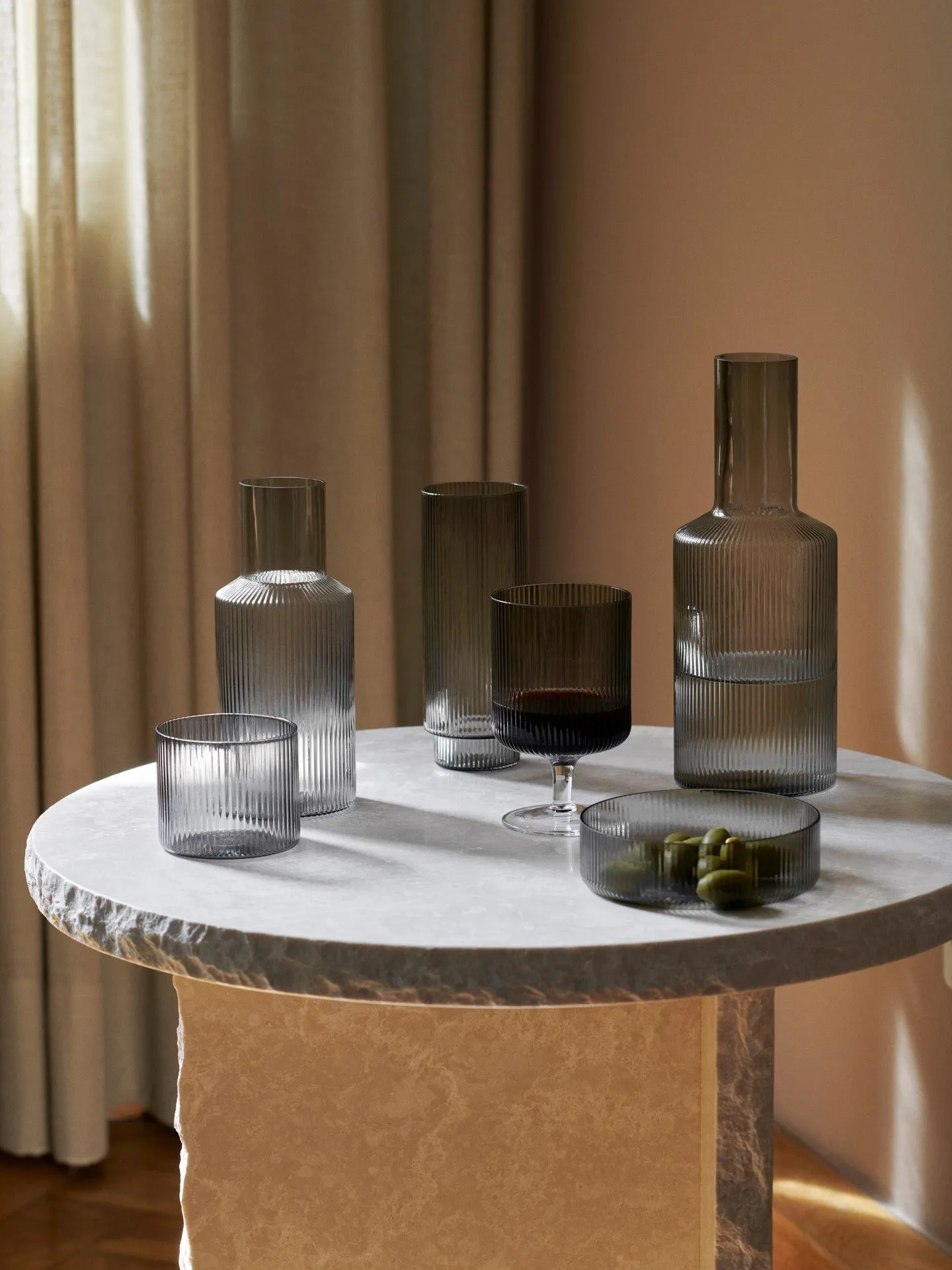 Ripple wine glass 2-pack, Smoked grey Ferm Living