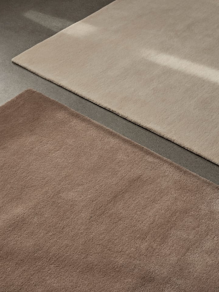 Stille tufted rug - Ash Brown, 140x200 cm - ferm LIVING