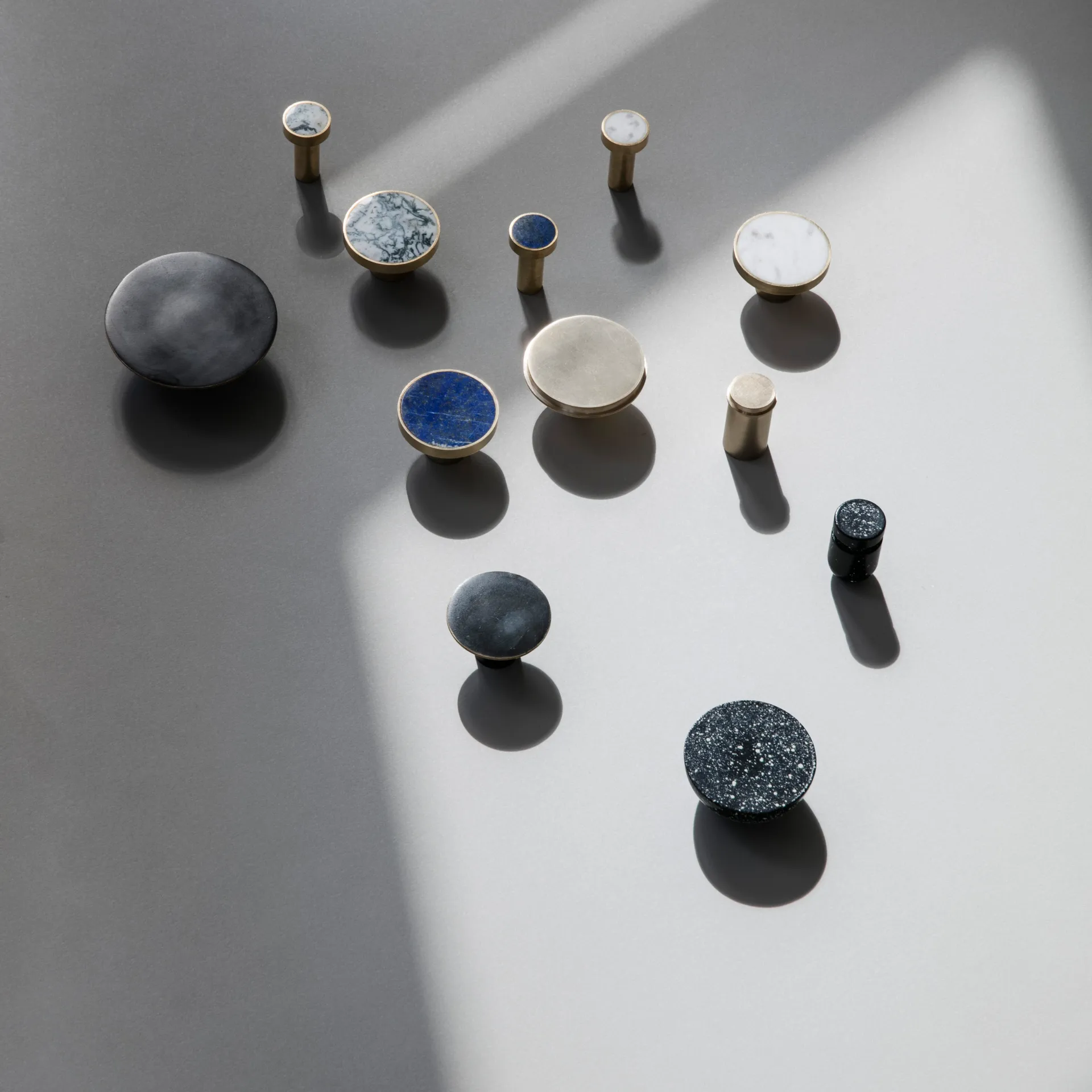 Stone small hook, agate moss-brass Ferm Living