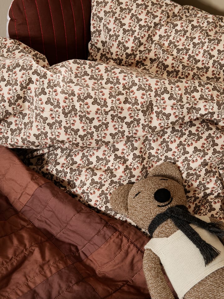 Strawberry Field bed set, 100x140 cm Ferm Living