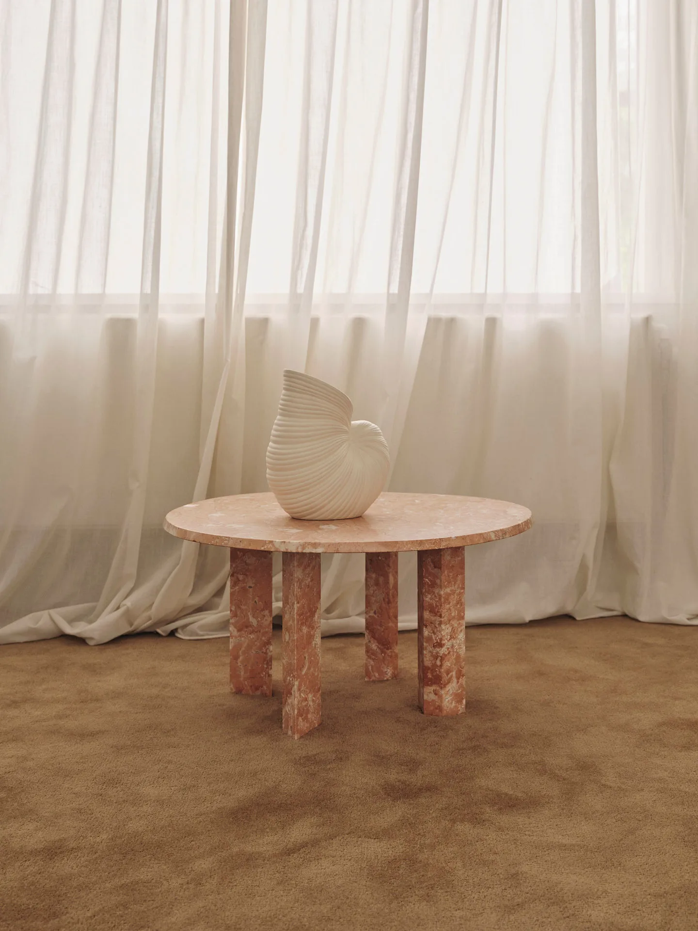 Taula coffee table Ø67x35 cm, Rose Ferm Living