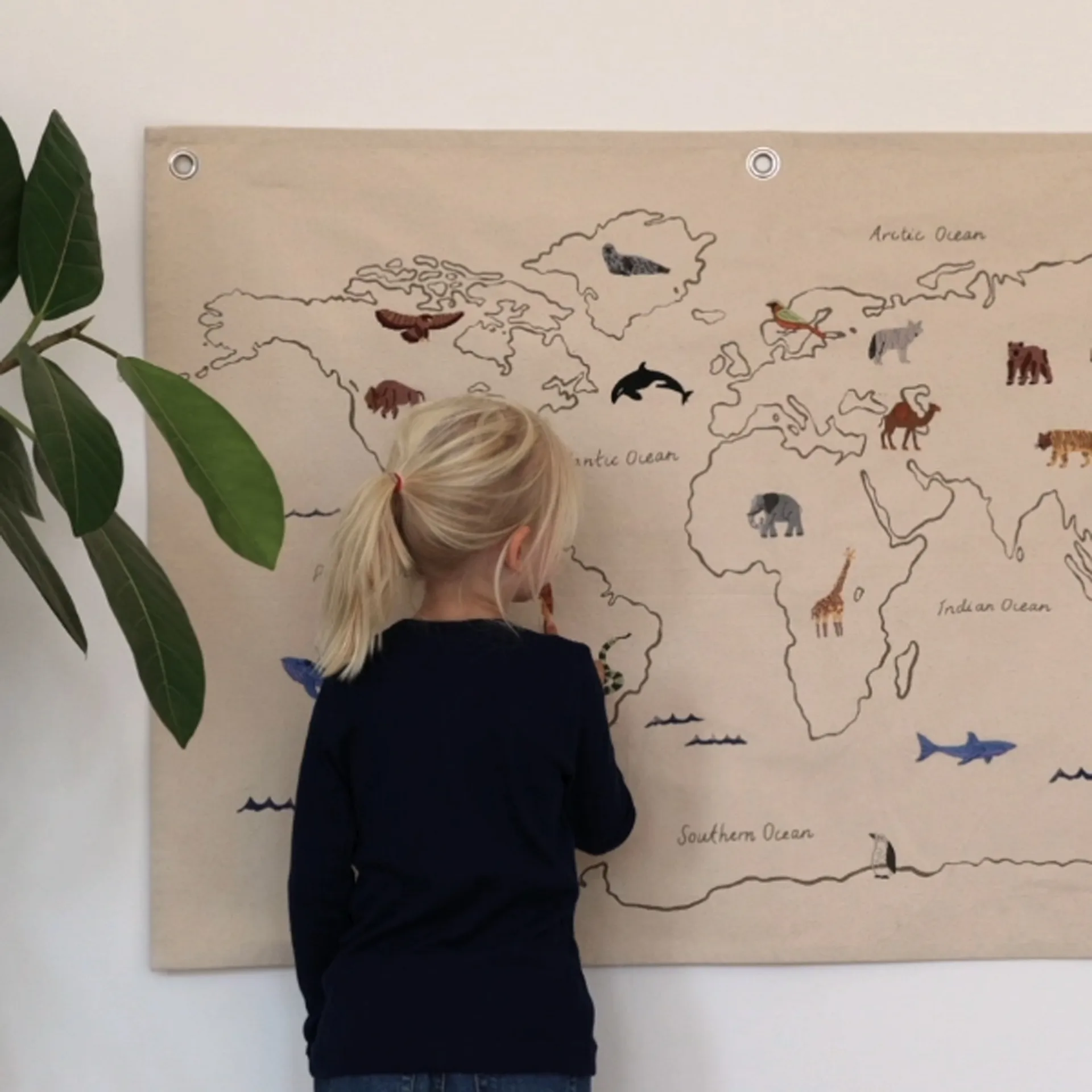 The world fabric map, Off white Ferm Living