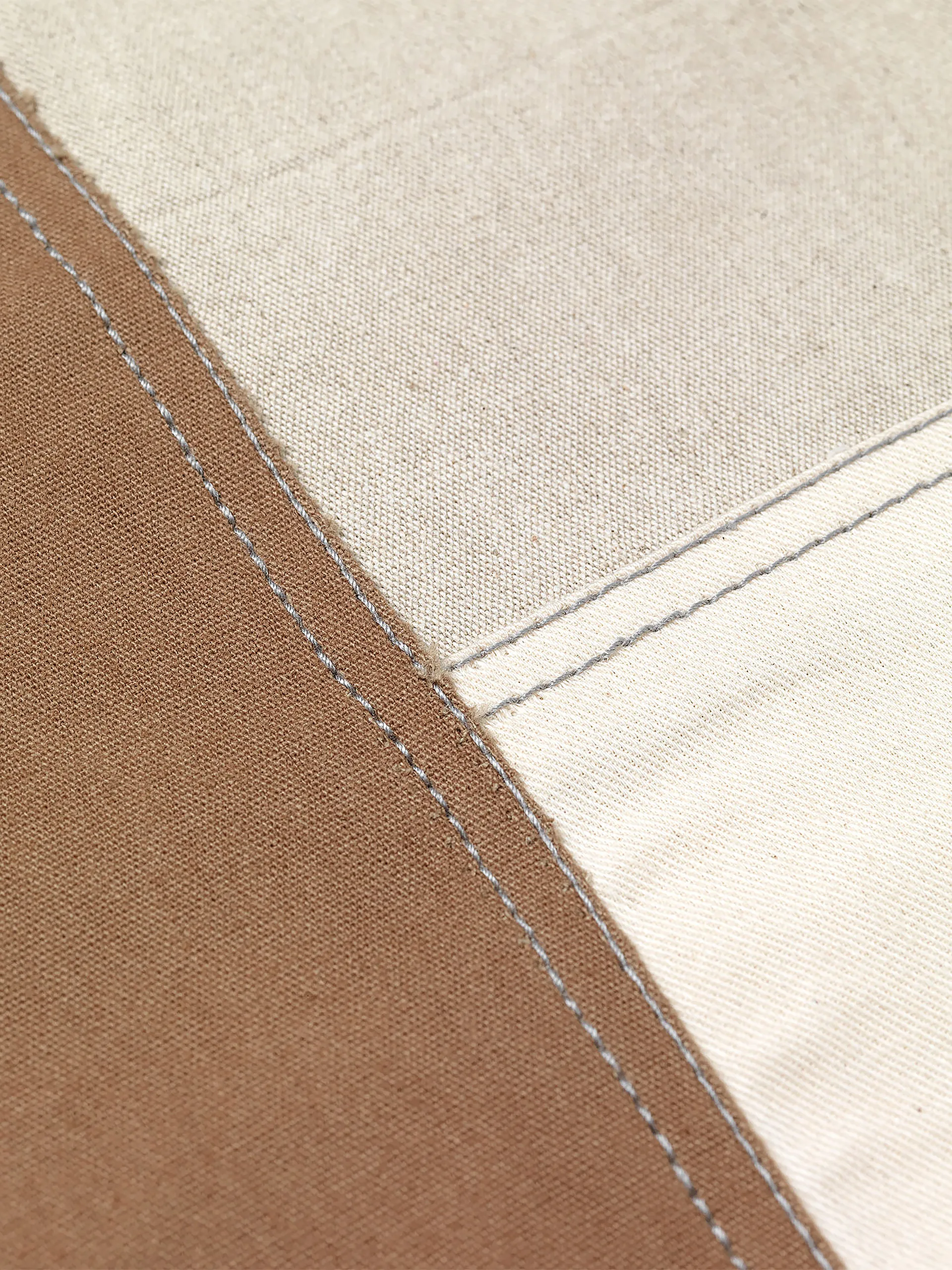 Tonal Christmas rug Ø120 cm, Natural Ferm Living