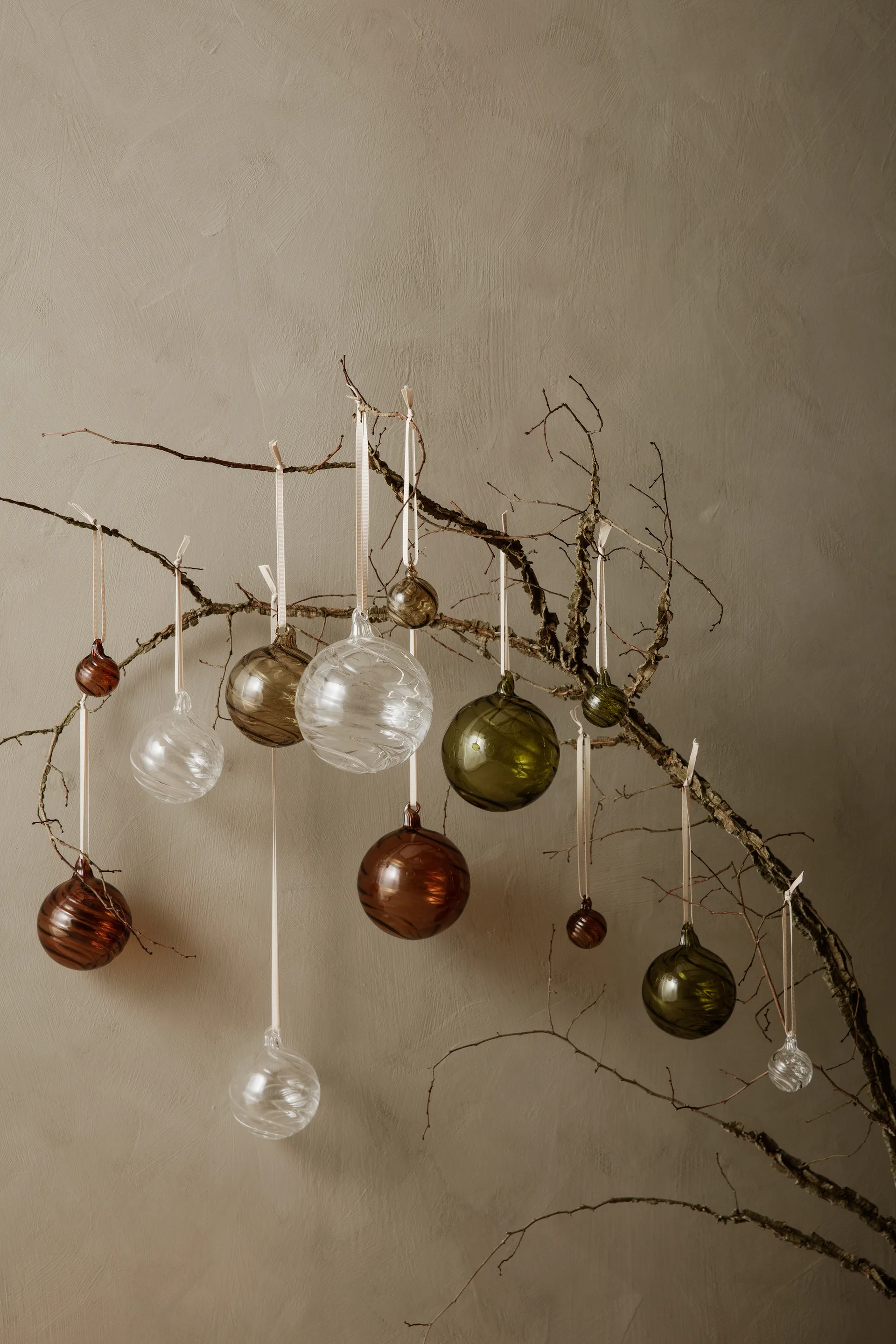 Twirl Christmas Bauble small Ø4 cm 8-pack, Multi Ferm Living