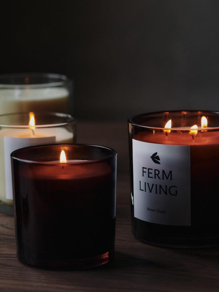 Vitto scented candle 45 h, Dark Grape Ferm Living