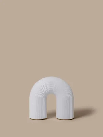 Vuelta outdoor portable table lamp - White, 25 cm - Ferm Living
