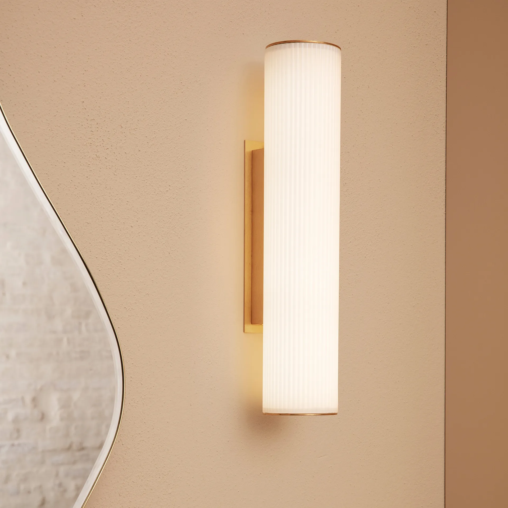 Vuelta wall lamp 40 cm, White-brass Ferm Living
