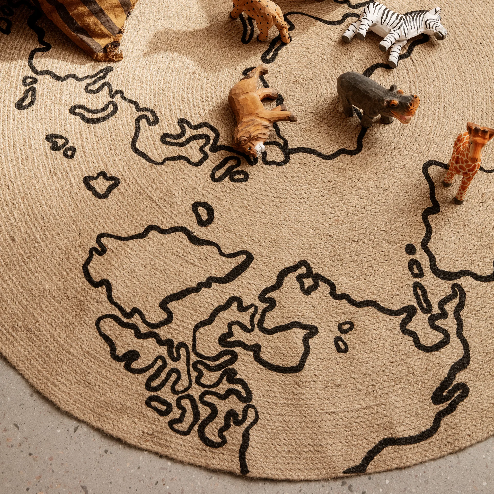 World jute rug large Ø130 cm, beige Ferm Living