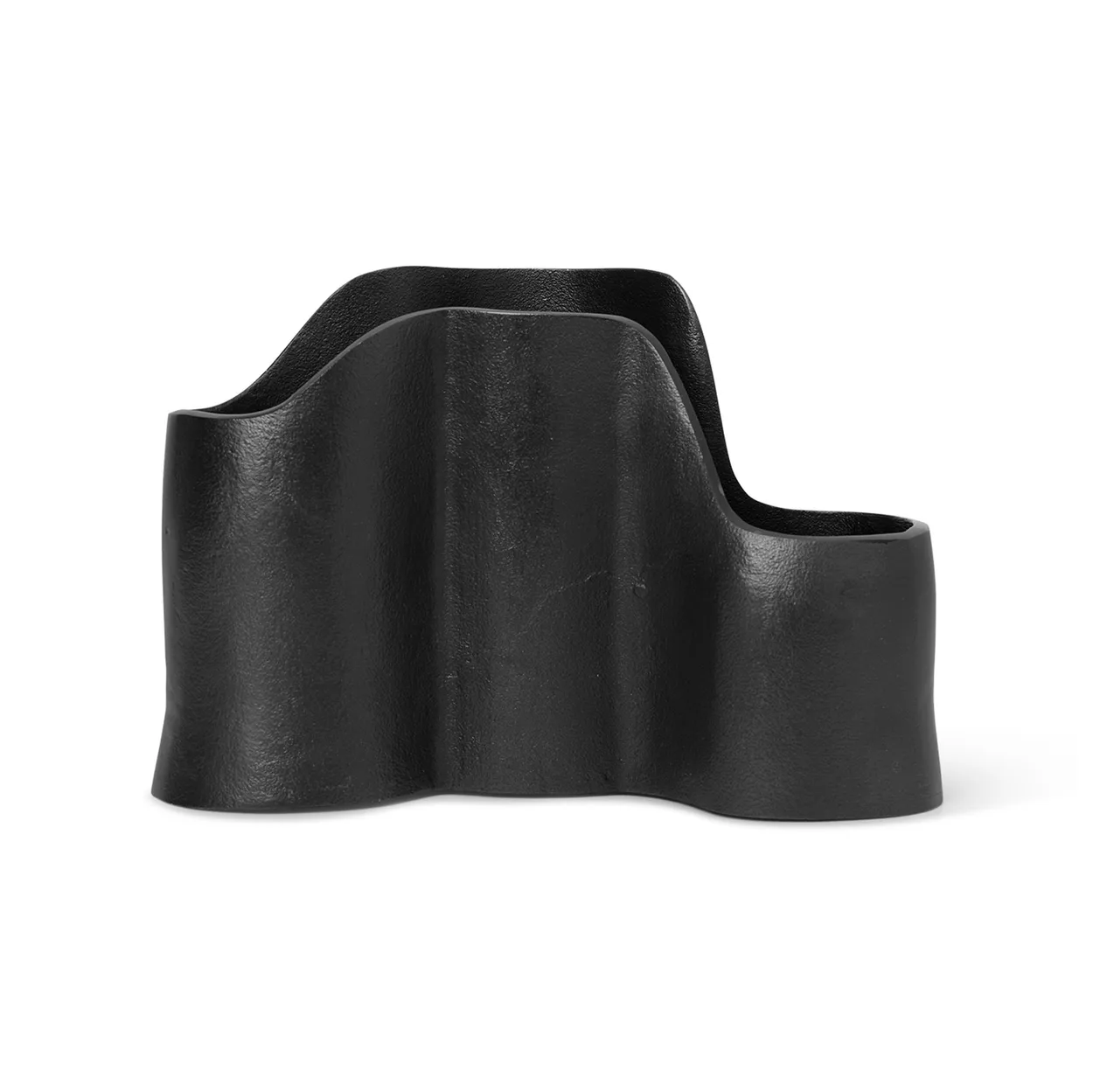 Ferm Living Yama pen stand Blackened aluminum | Scandinavian Design | Boxes & jars | Black