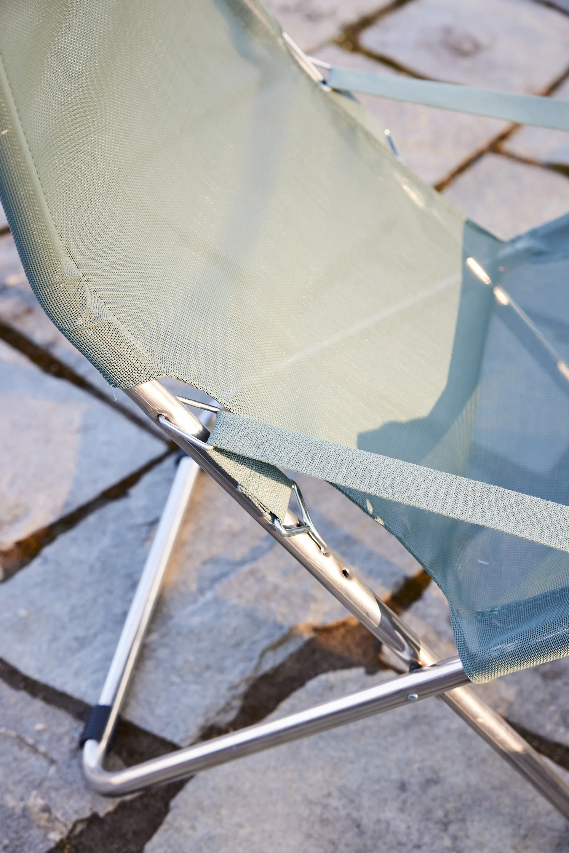 Fiesta sun lounger, Sage green Fiam