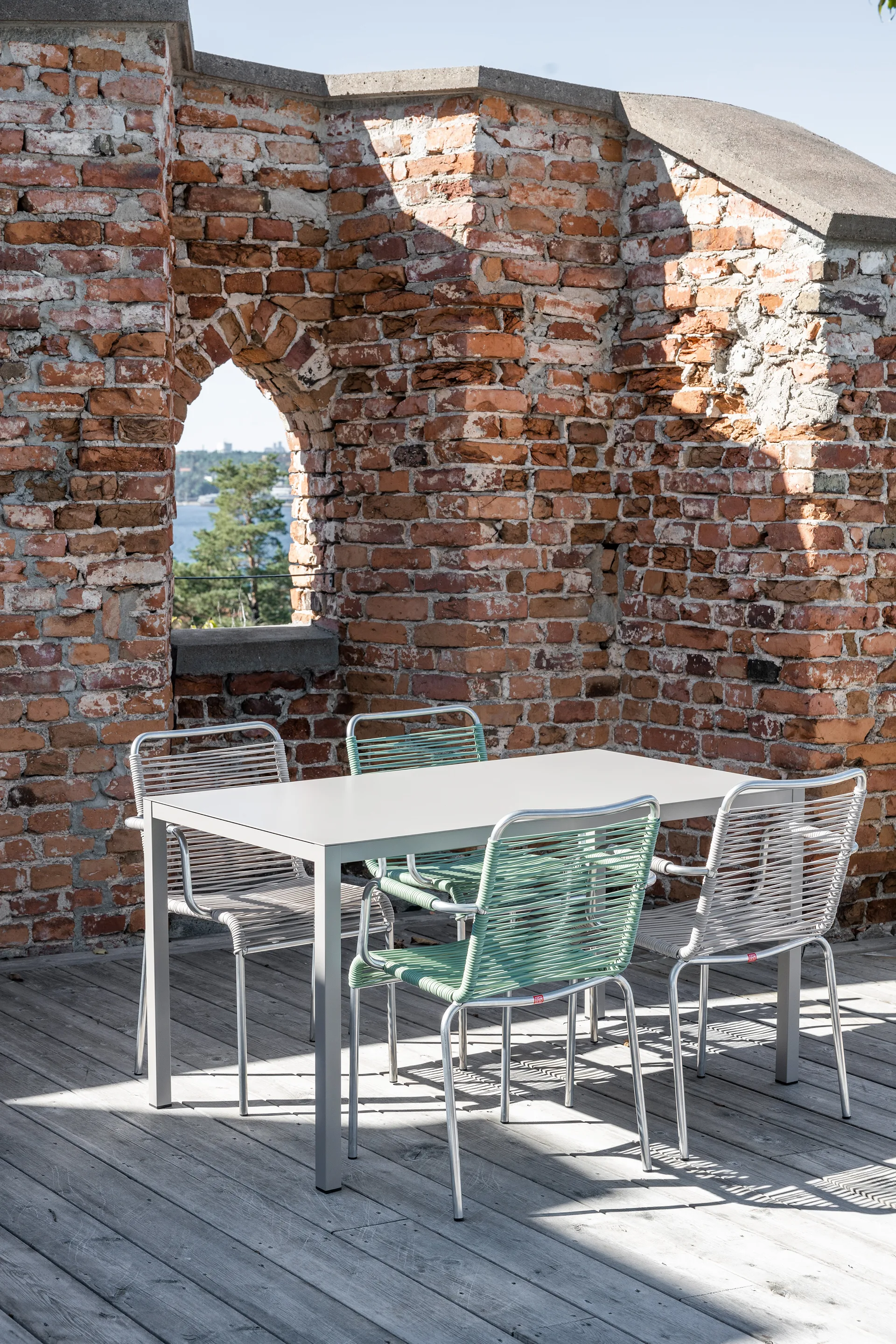 Mya armchair aluminium, Sage green Fiam