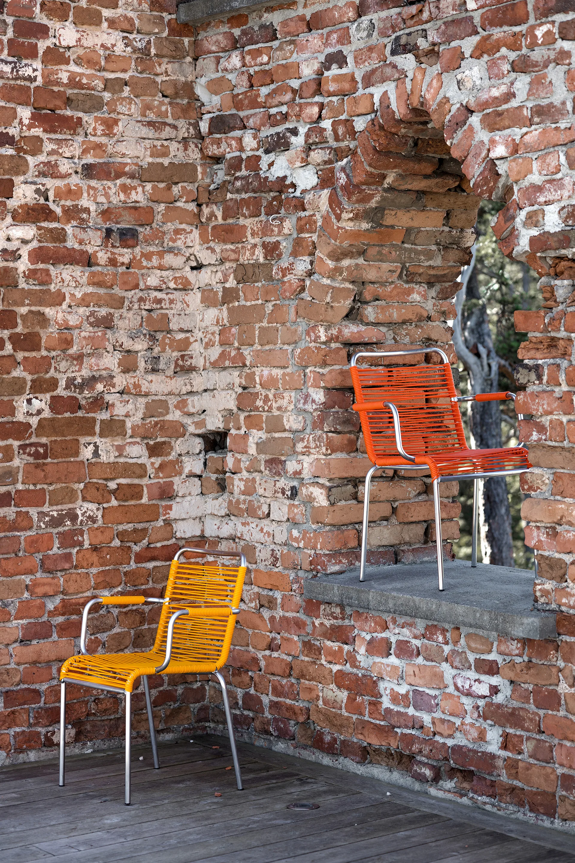 Mya armchair aluminium, Yellow Fiam