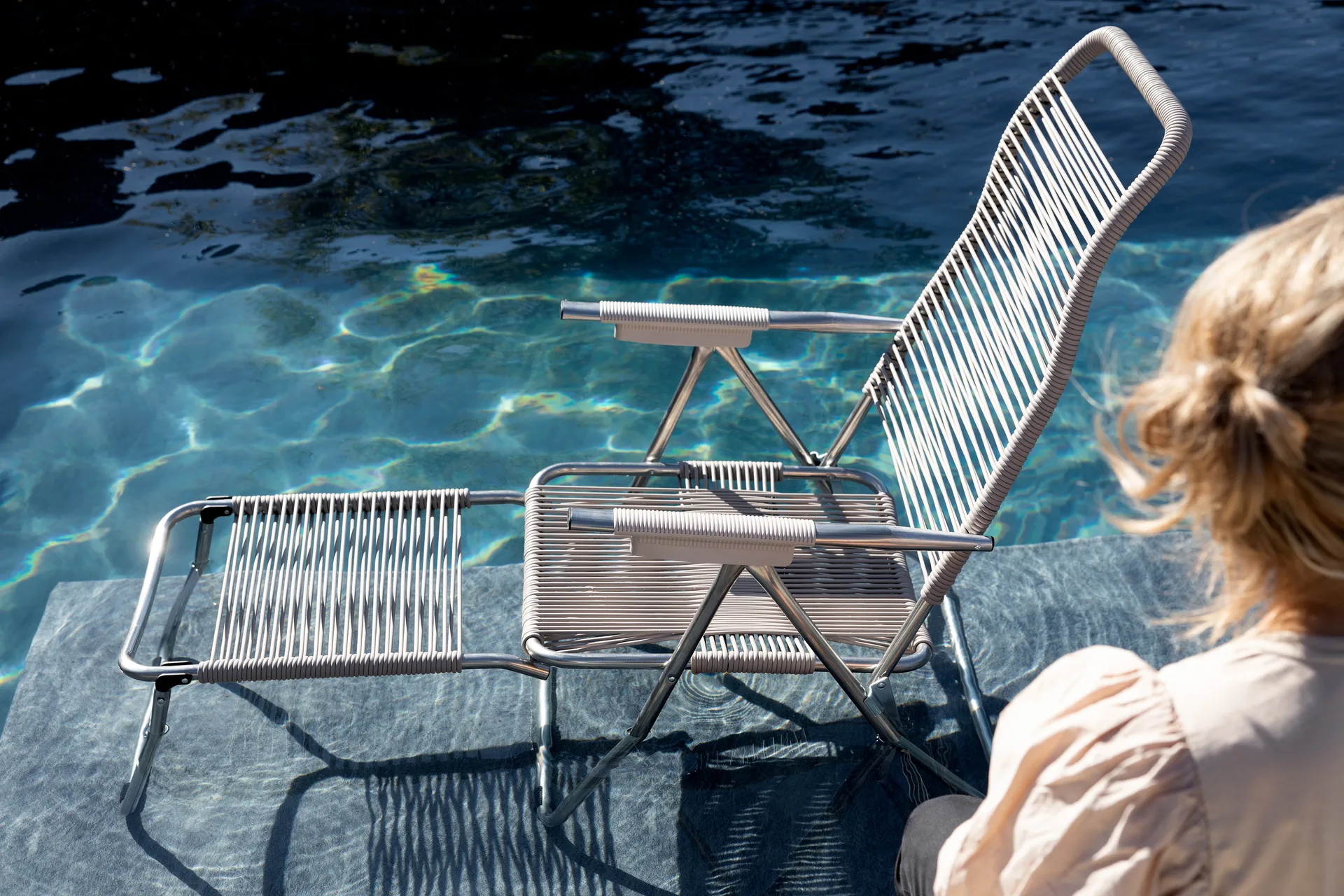 Spaghetti sun lounger with footrest, Grey Fiam