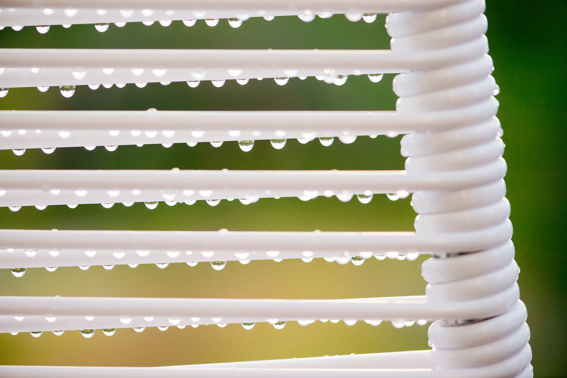 Spaghetti sun lounger with footrest, White Fiam