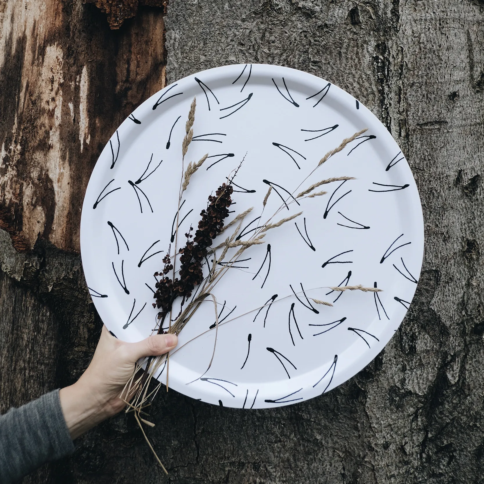 Barr tray Ø38 cm, black and white Fine Little Day