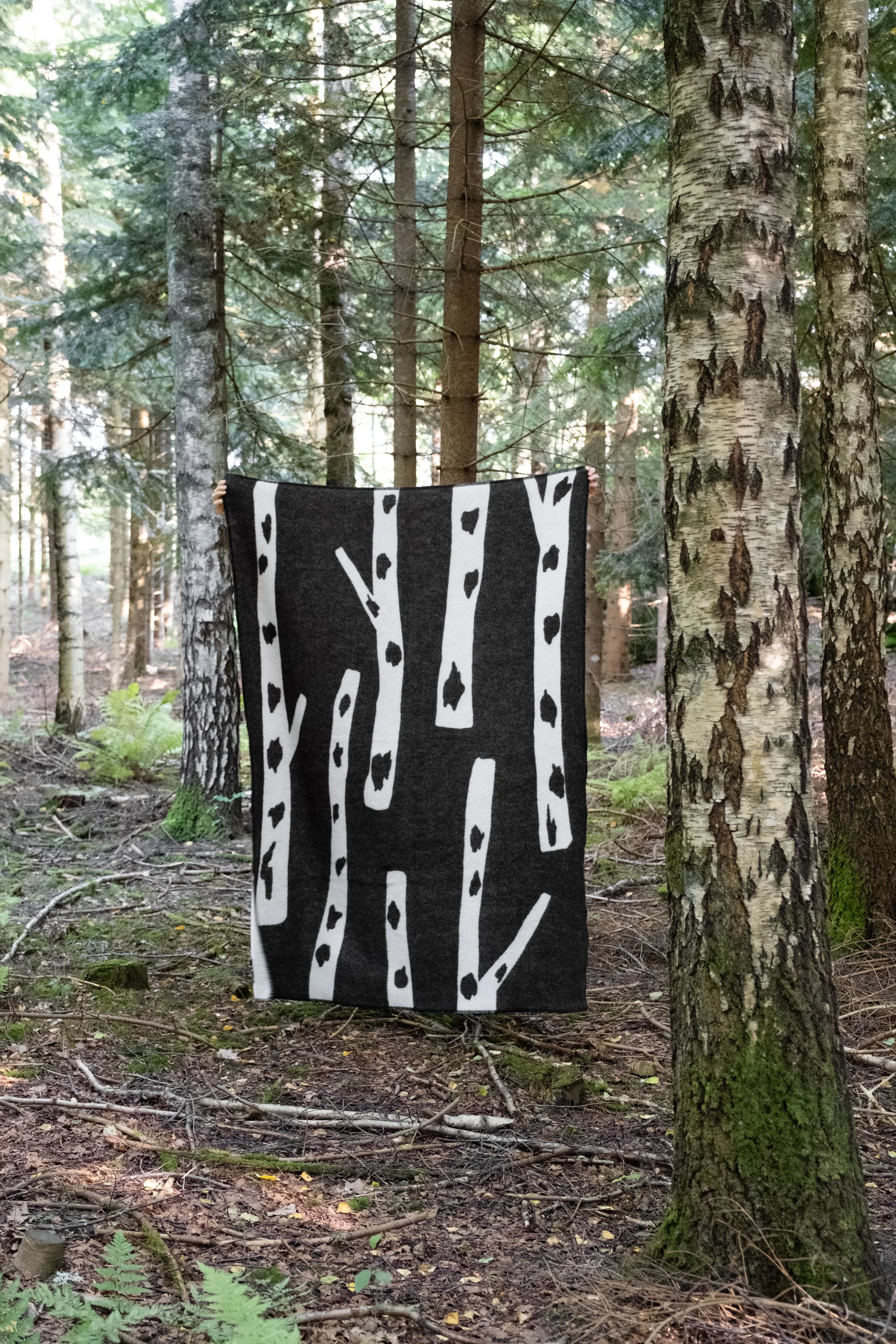 Birch throw 130x180 cm, Black-white Fine Little Day