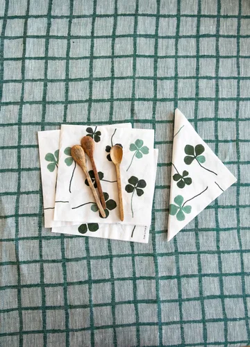 Clover napkin 25 pack - White-green - Fine Little Day