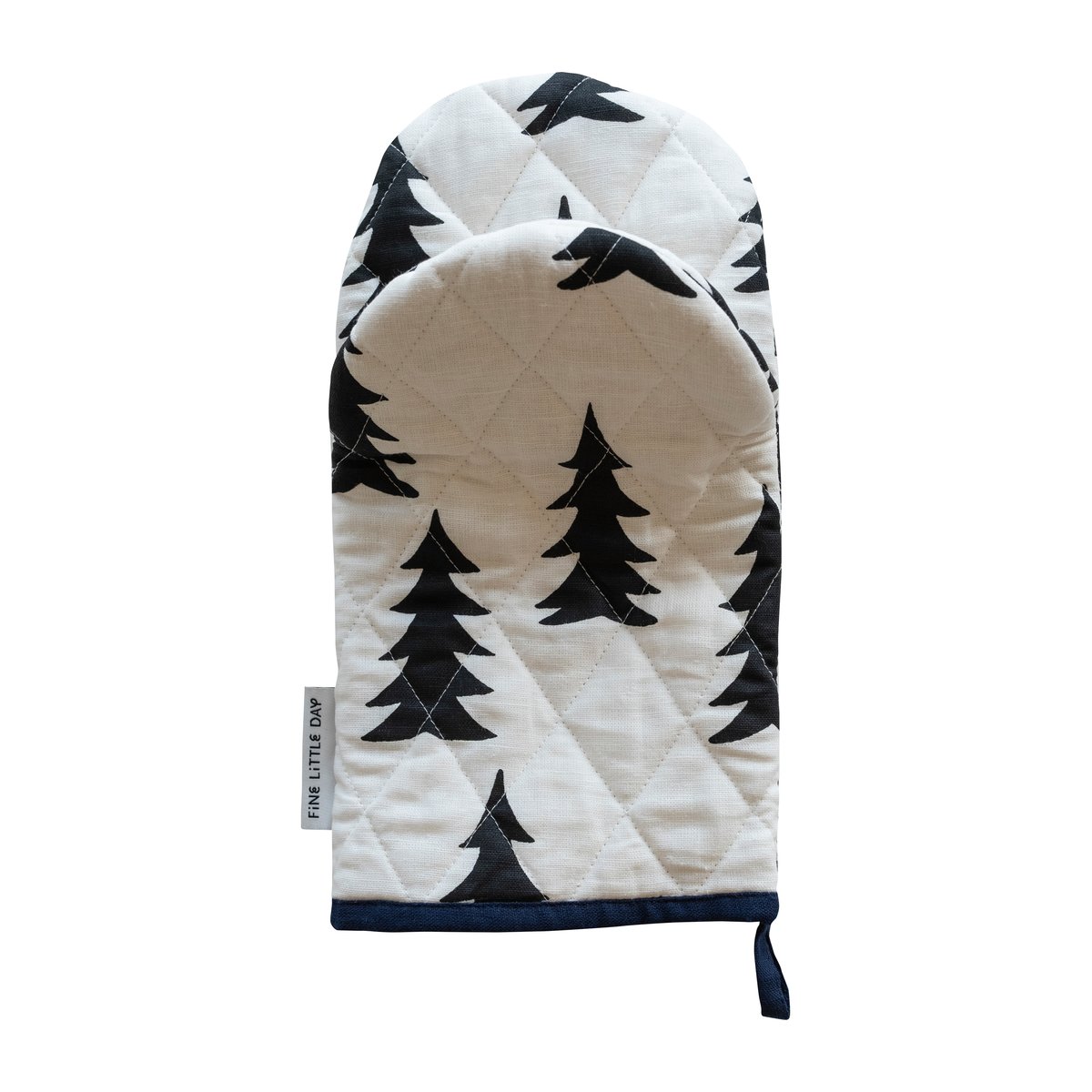 Fine Little Day Gran quilted oven glove White-black