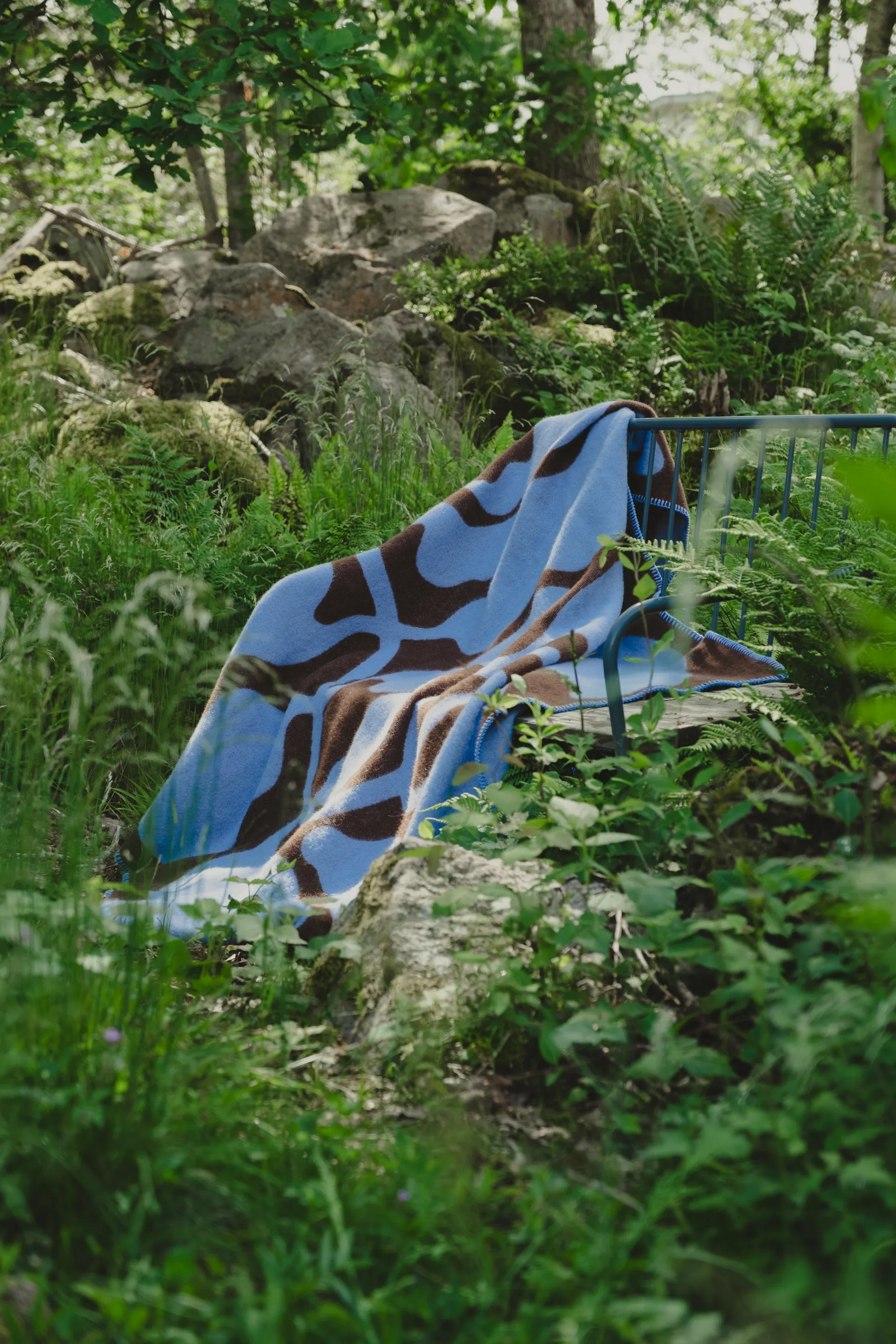 Leaves felt 130x180 cm, Blue-brown Fine Little Day