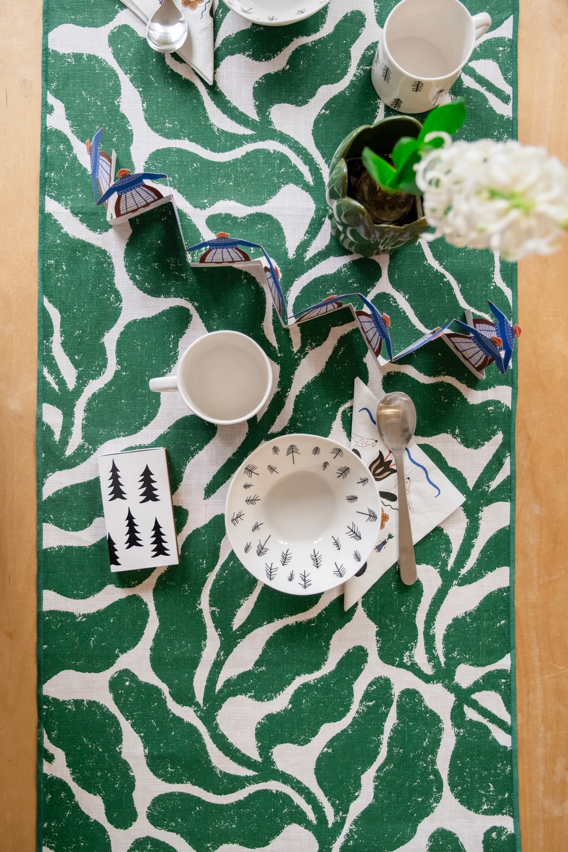 Leaves runner 45x180 cm, Green Fine Little Day
