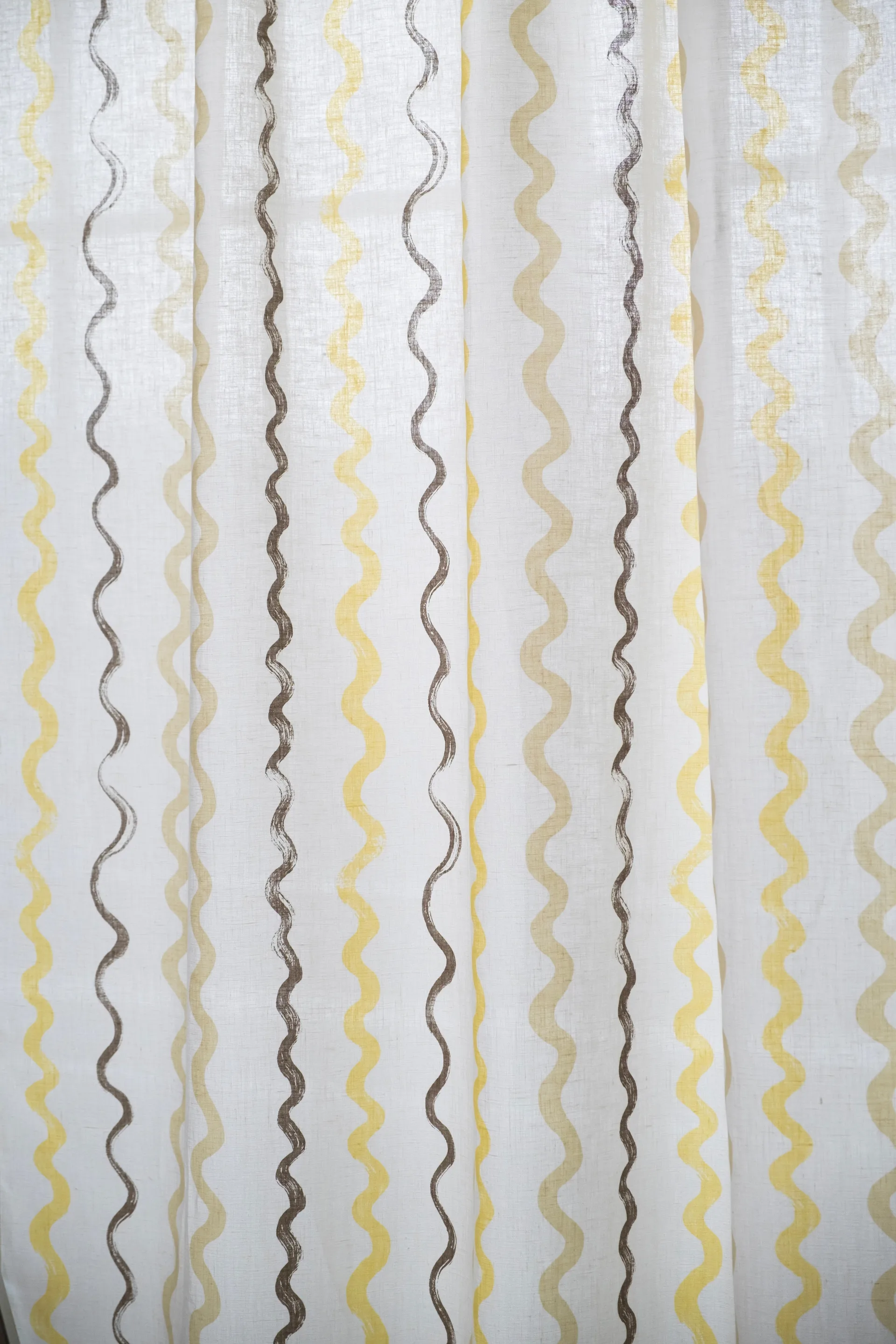 Randig fabric, White-yellow Fine Little Day