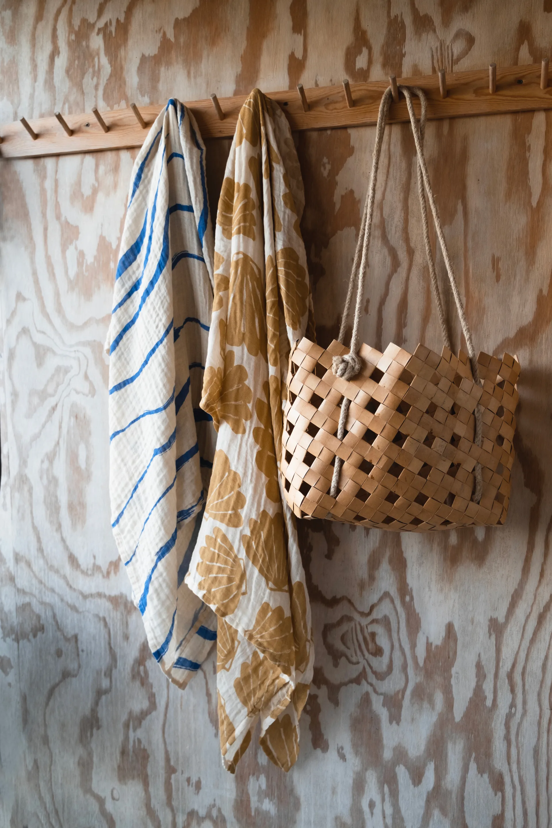 Snäcka muslin throw 120x120 cm, Sand Fine Little Day