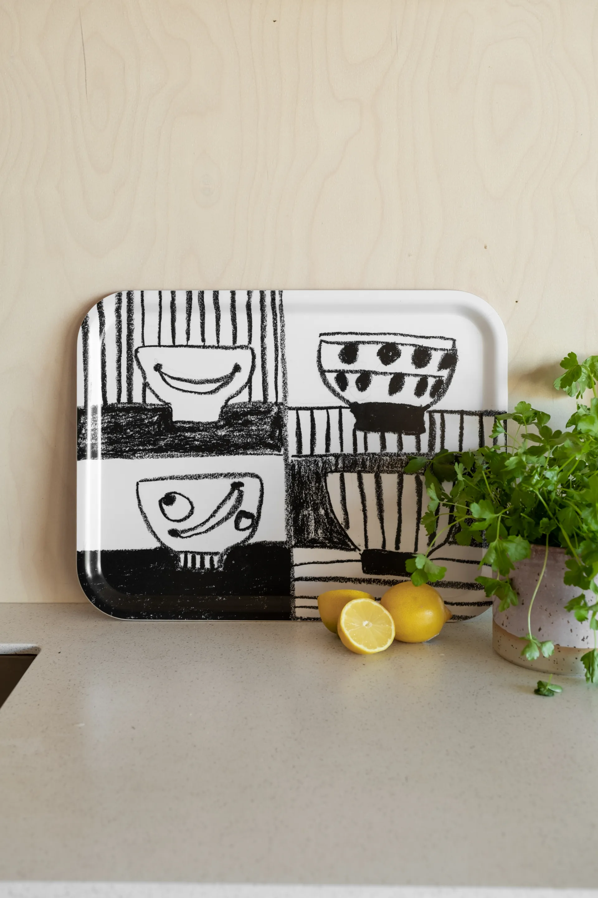 Stilleben tray 33x43 cm, Black-white Fine Little Day