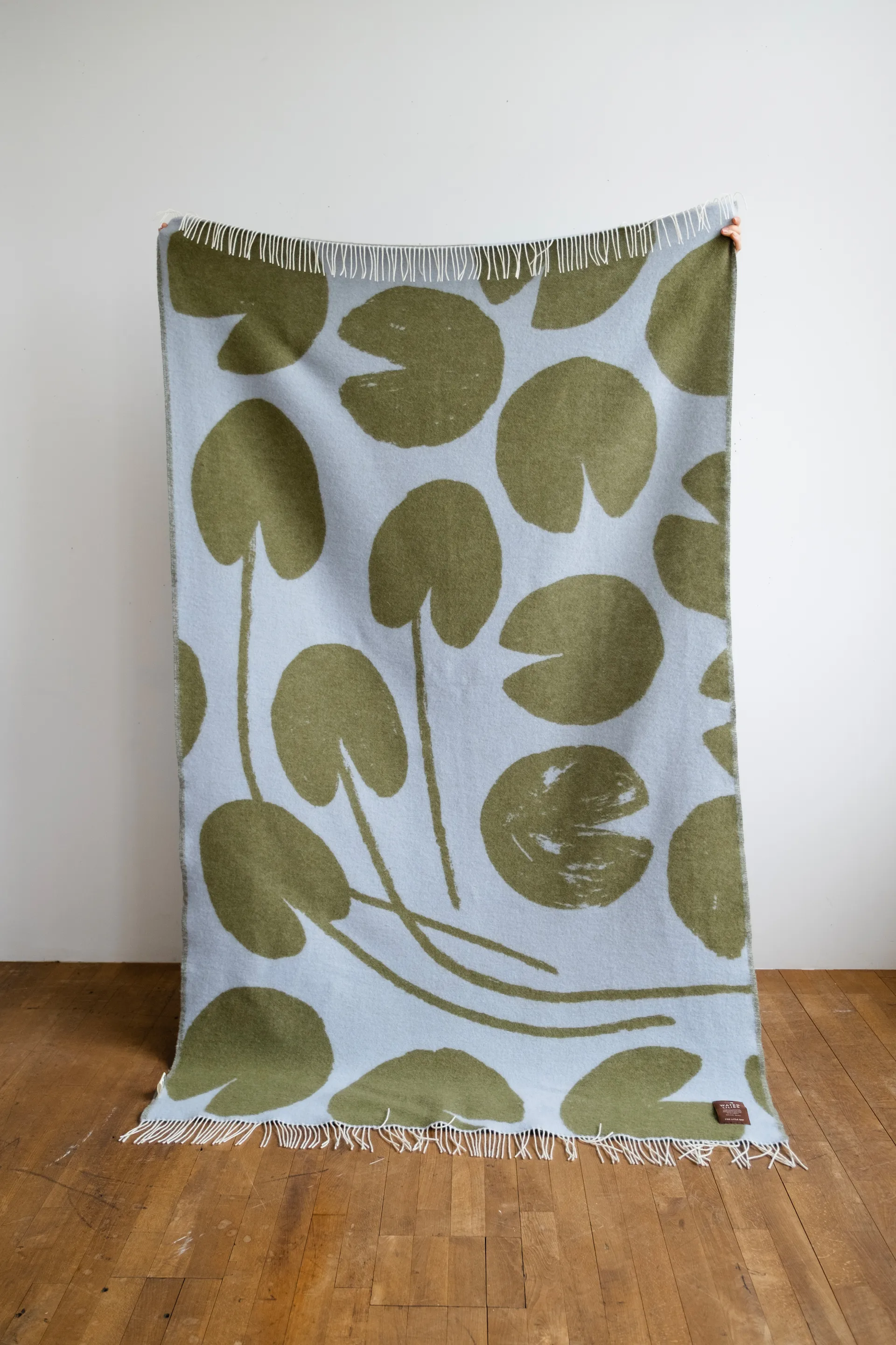 Water lilies throw 130x220 cm, Brown Fine Little Day