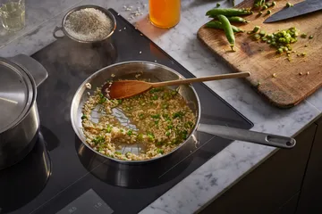 All Steel Pure frying pan set - 2 pieces - Fiskars