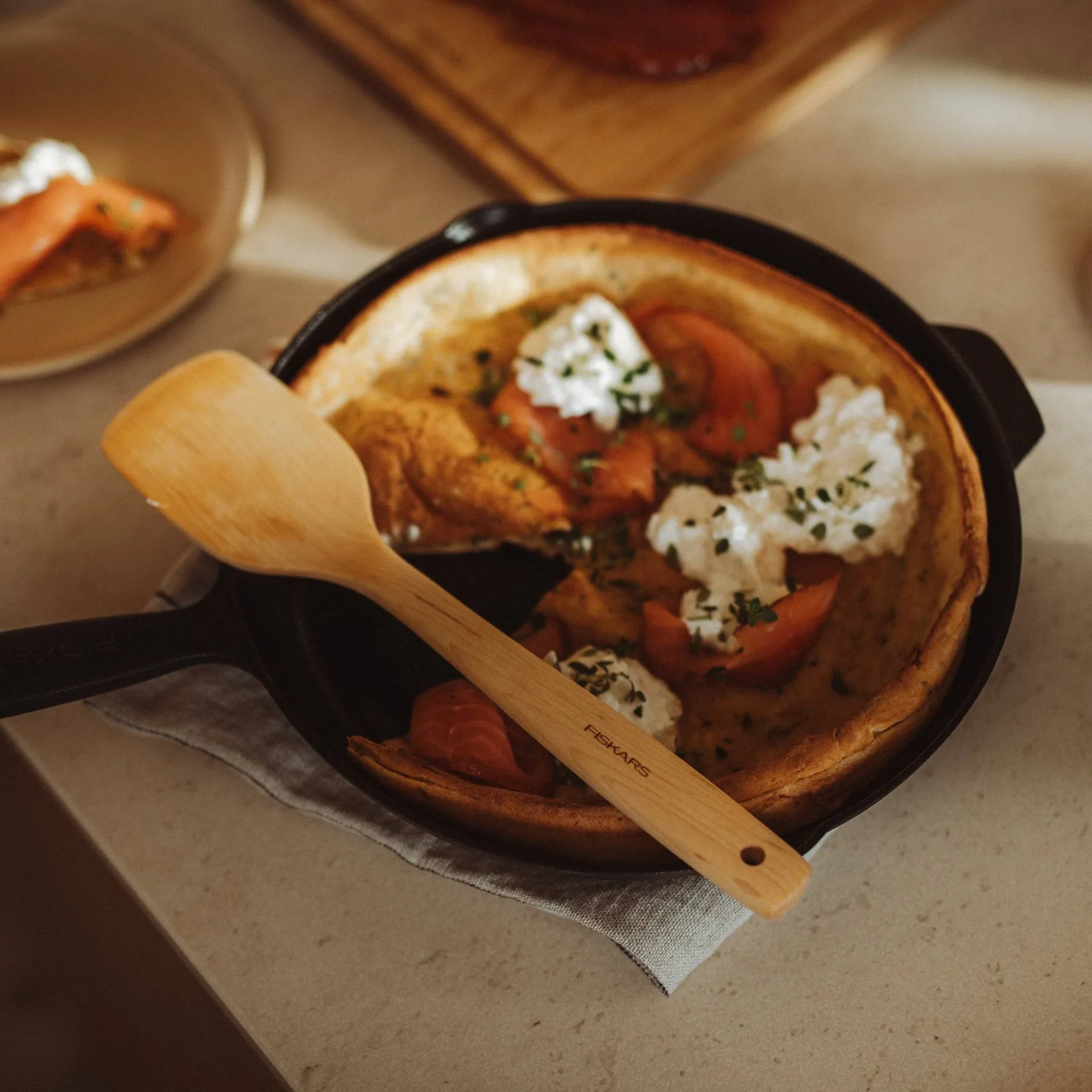 Folken spatula, Without grooves Fiskars