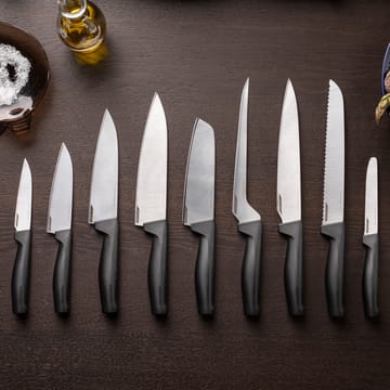 Hard Edge bread knife 22 cm - stainless steel - Fiskars
