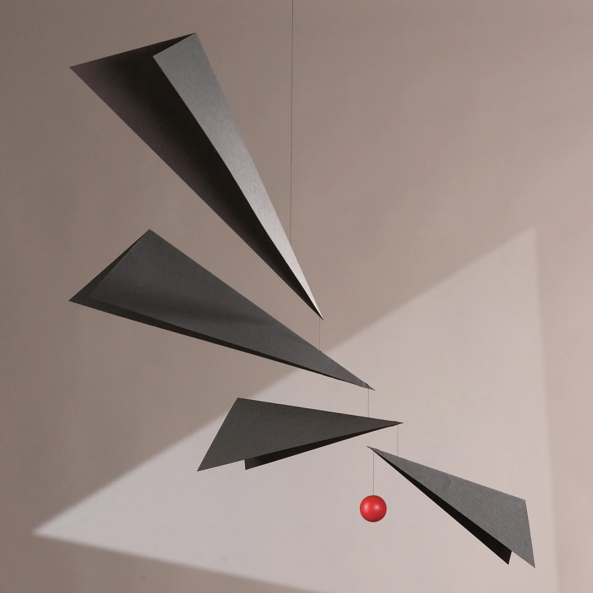 Wings mobile, black Flensted Mobiles