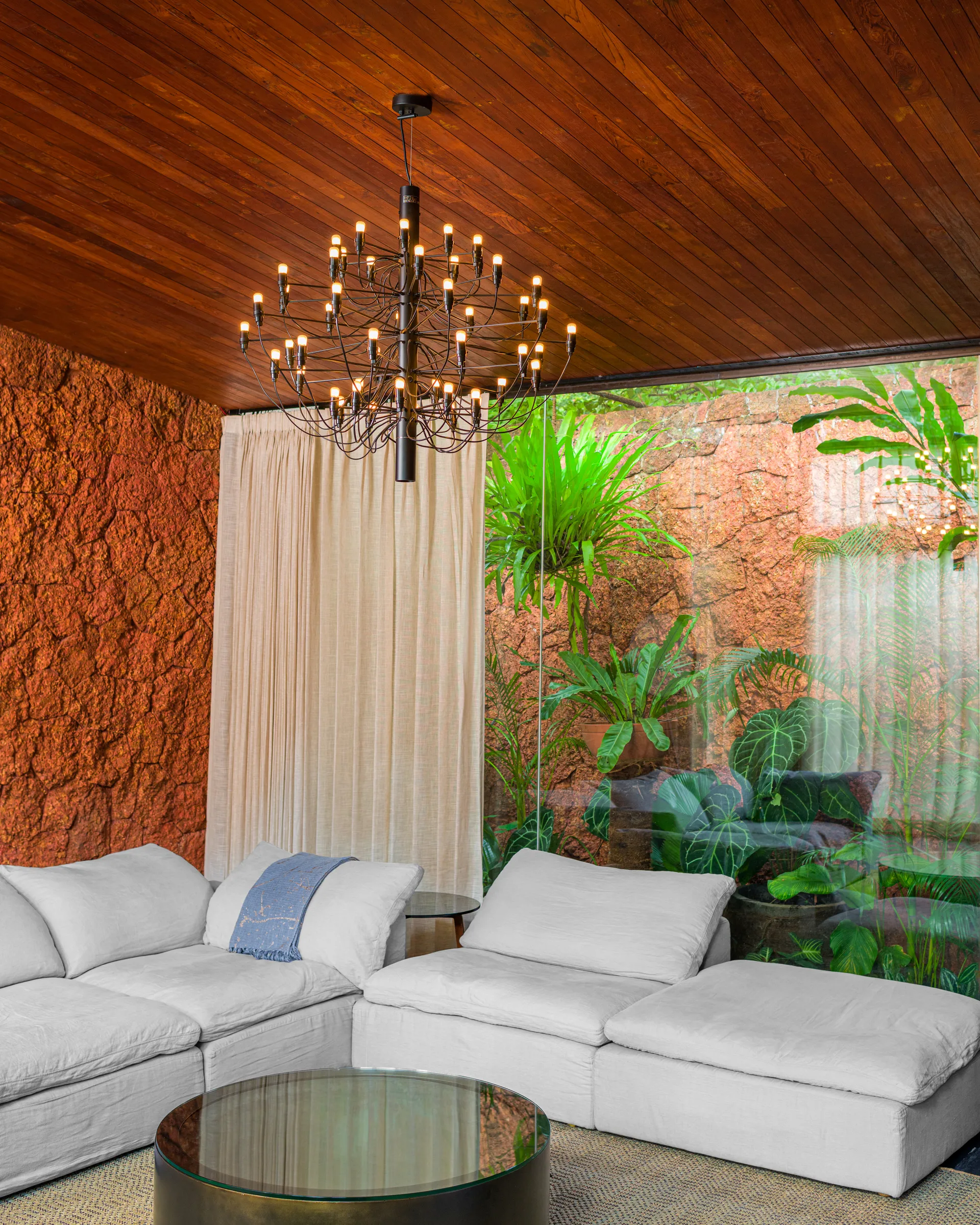 2097 Sarfatti chandelier, Matte Black 50 lamps Flos