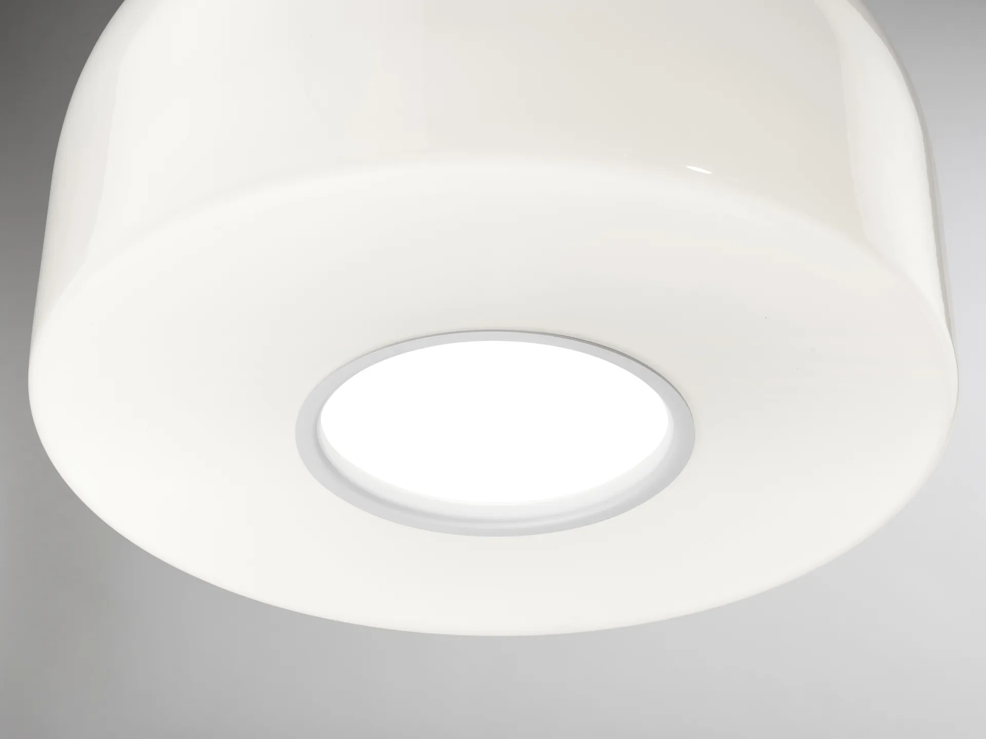 Bellhop Glass S2 pendant lamp, White Flos