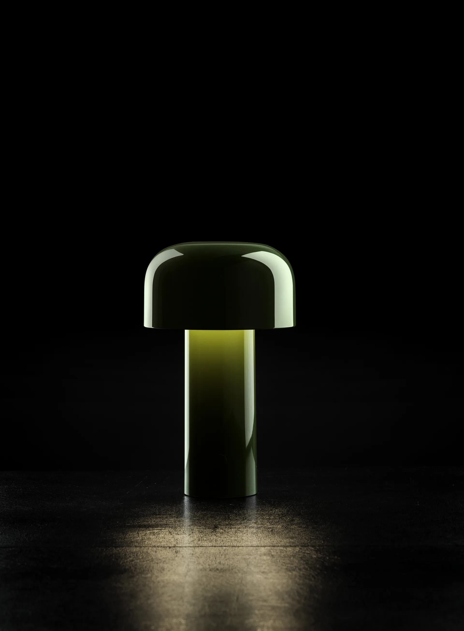 Bellhop portable table lamp, Glossy green, IP54 (indoor/outdoor) Flos