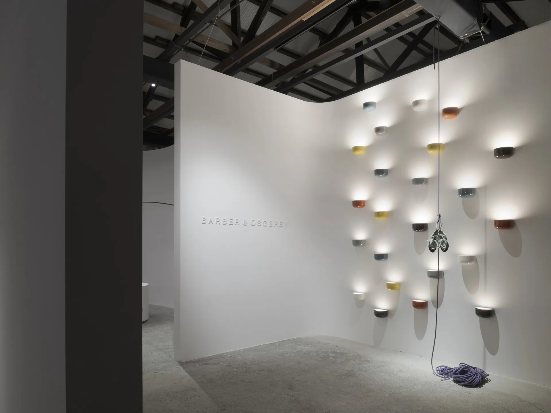 Bellhop Wall Up wall lamp, Cioko Flos