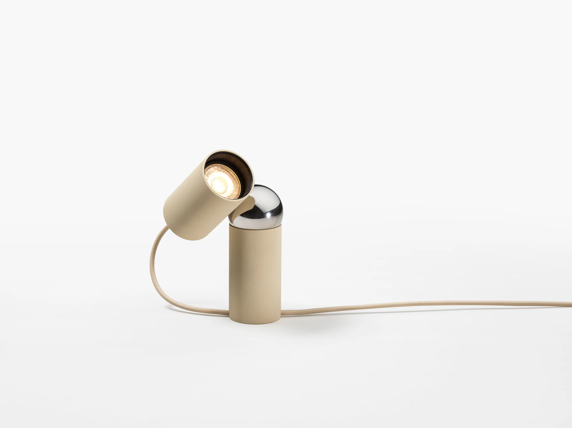 Bilboquet table lamp, Linen Flos