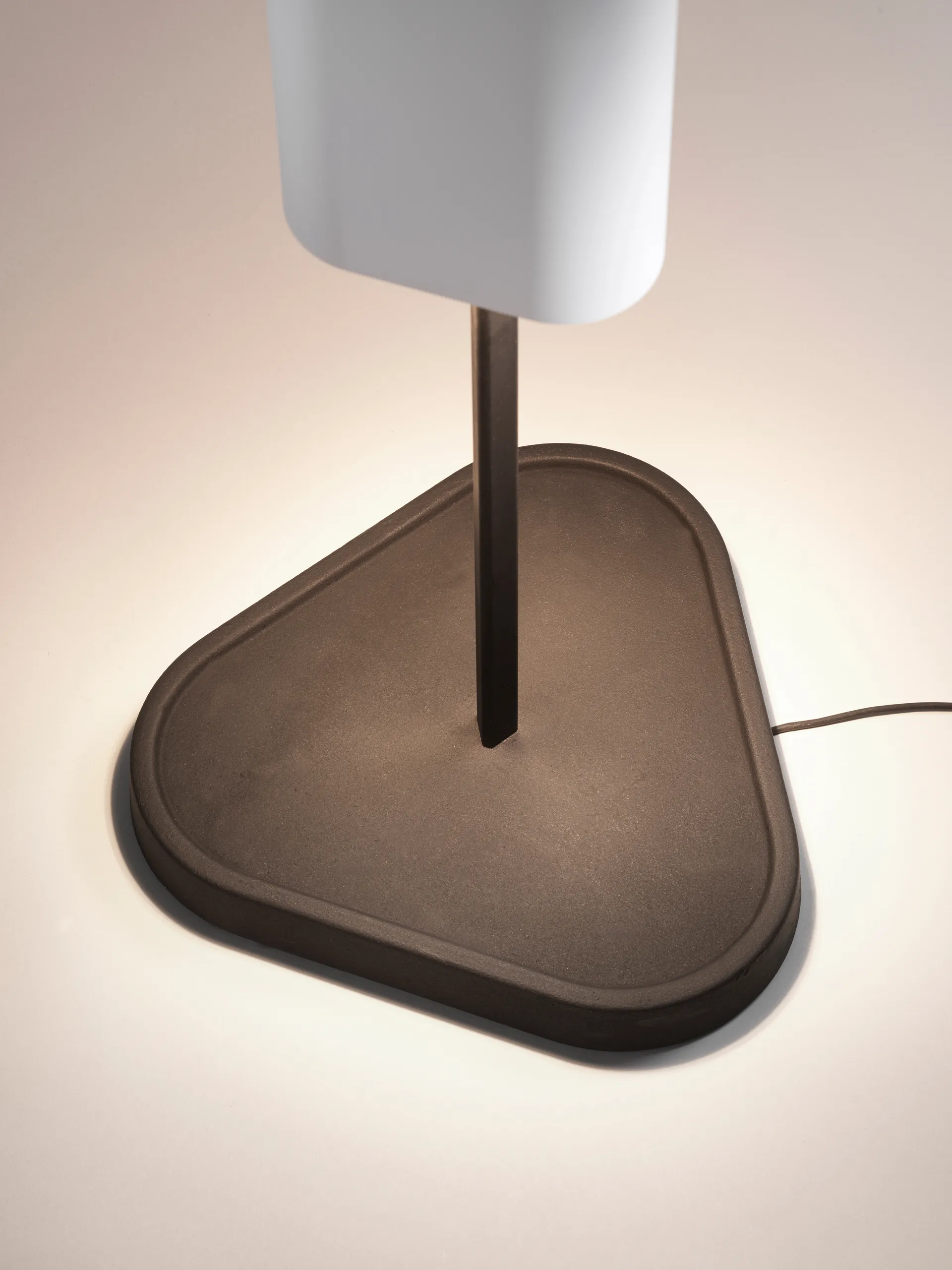 EMI floor lamp 170 cm, Off white Flos