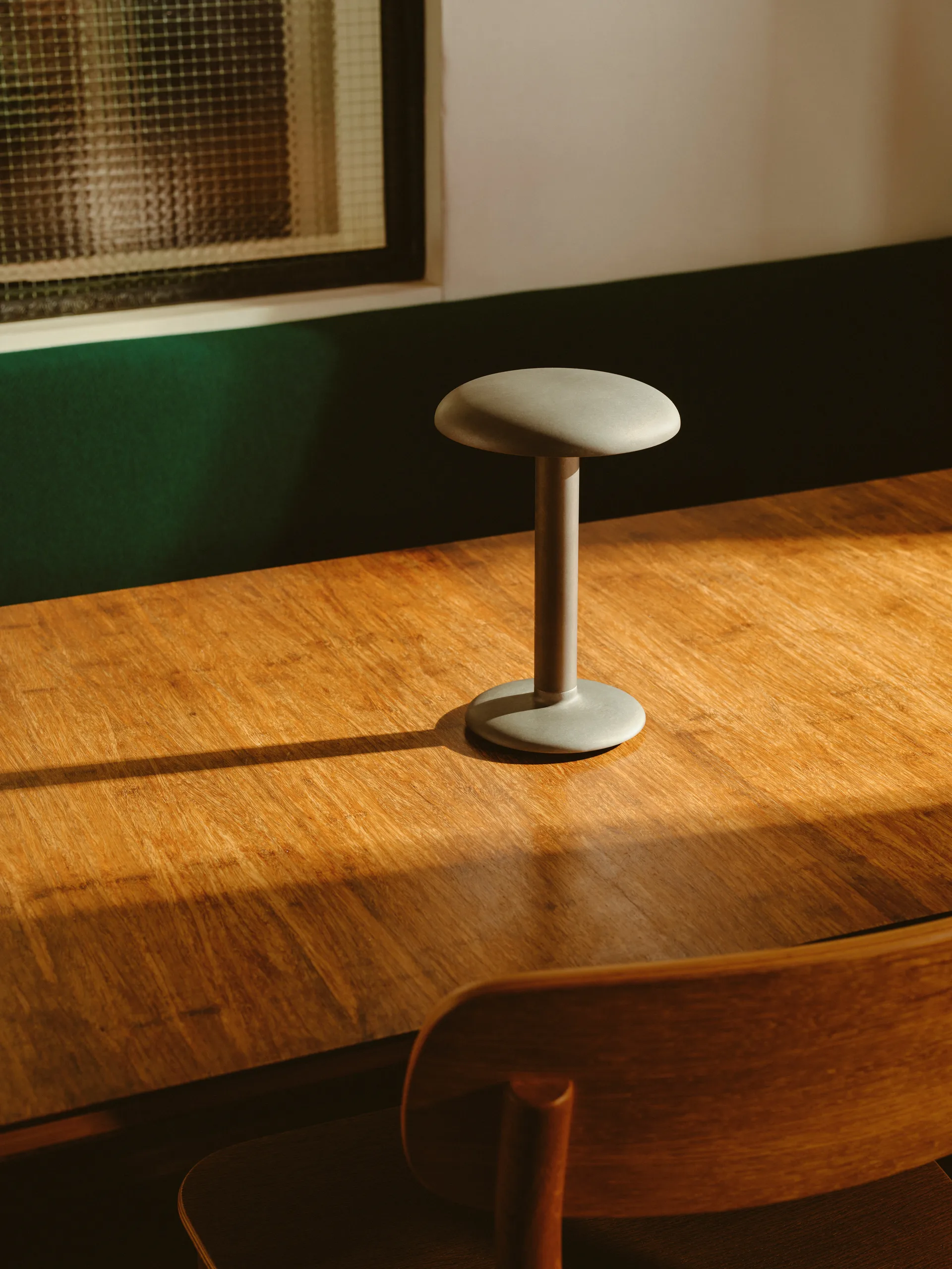 Gustave Residential table lamp portable, Raw aluminium Flos