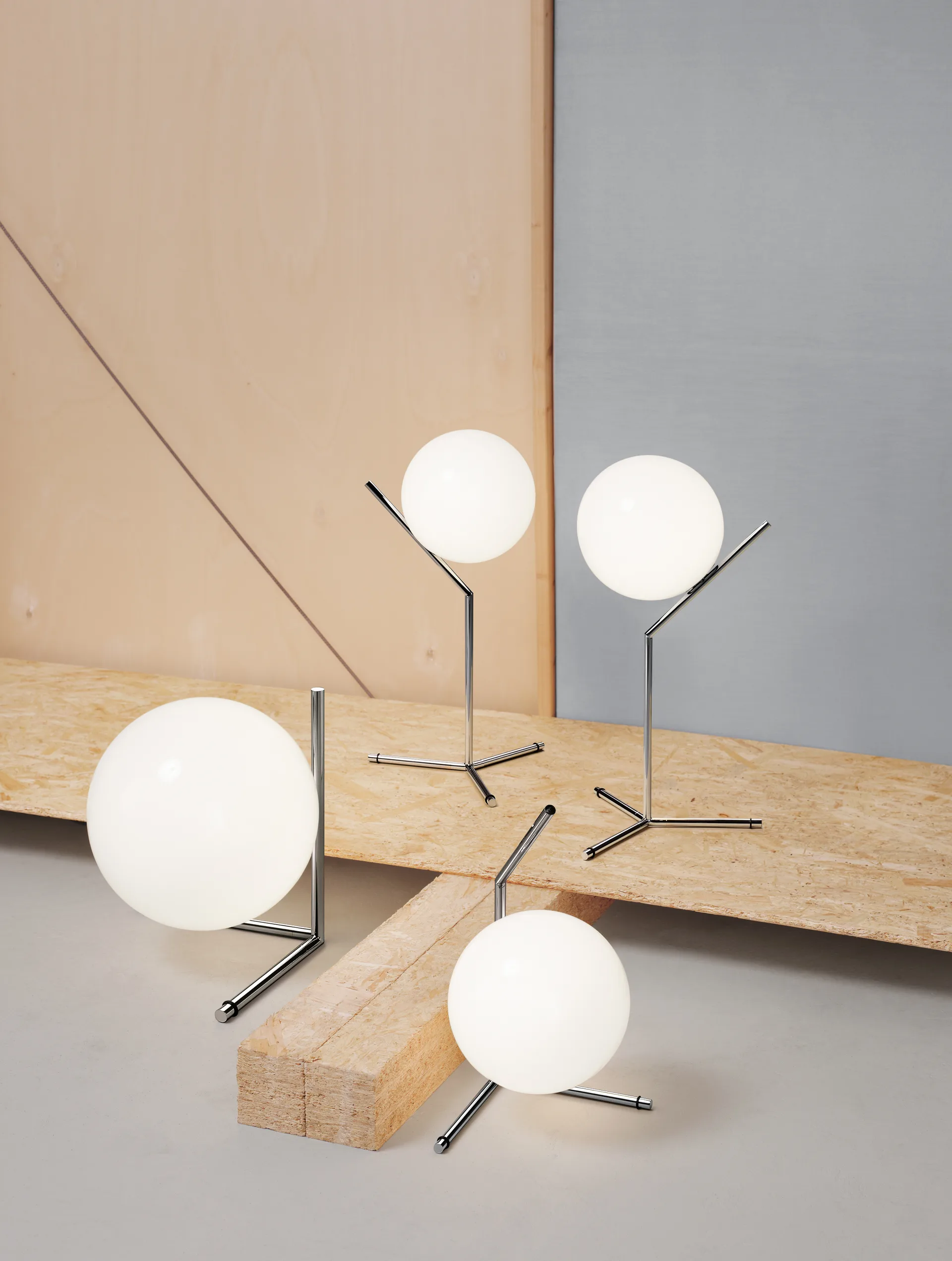 IC Lights T1 High table lamp, Chrome, opal Flos